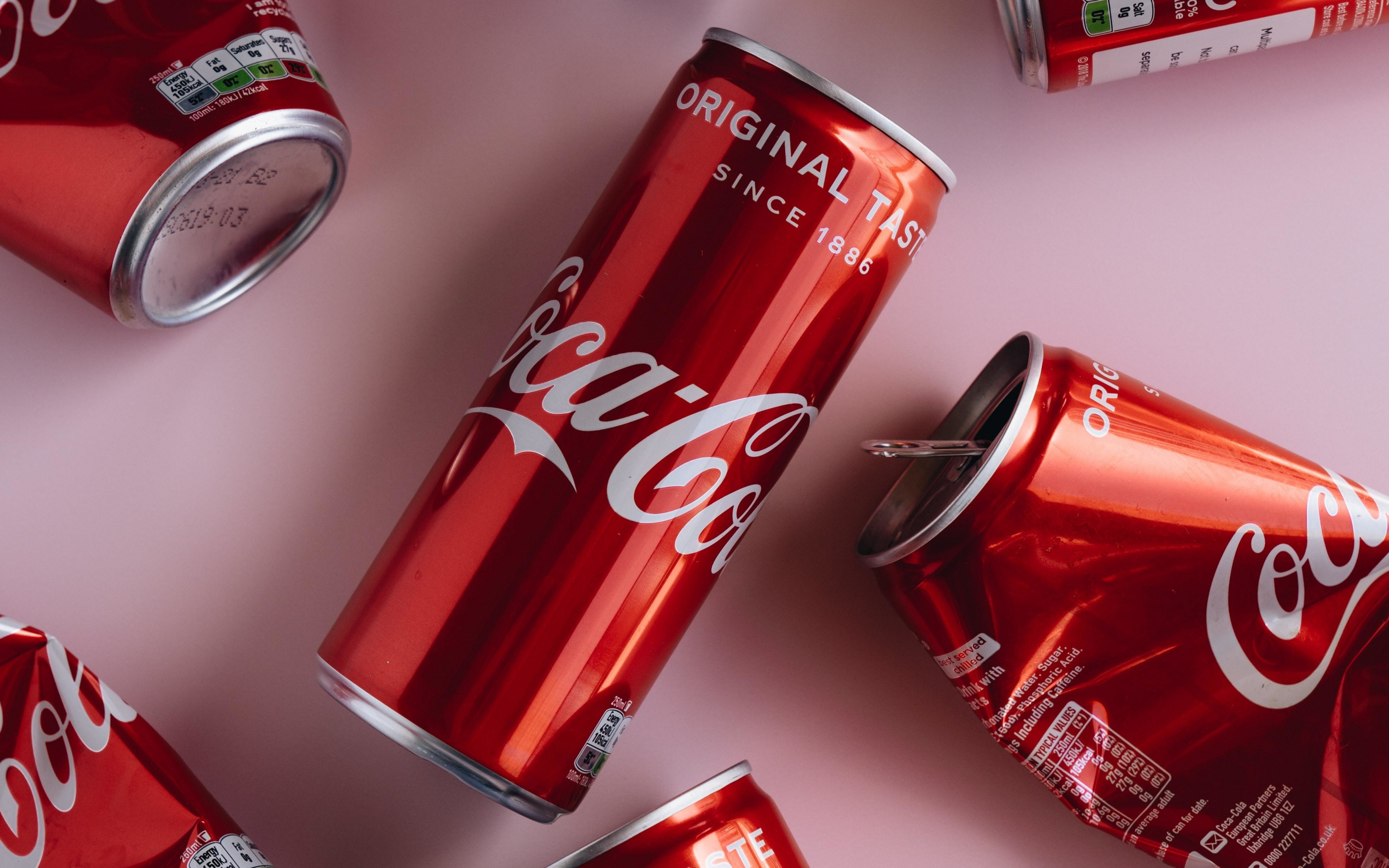 Soft-drink, coca cola, drink can, 2880x1800 wallpaper