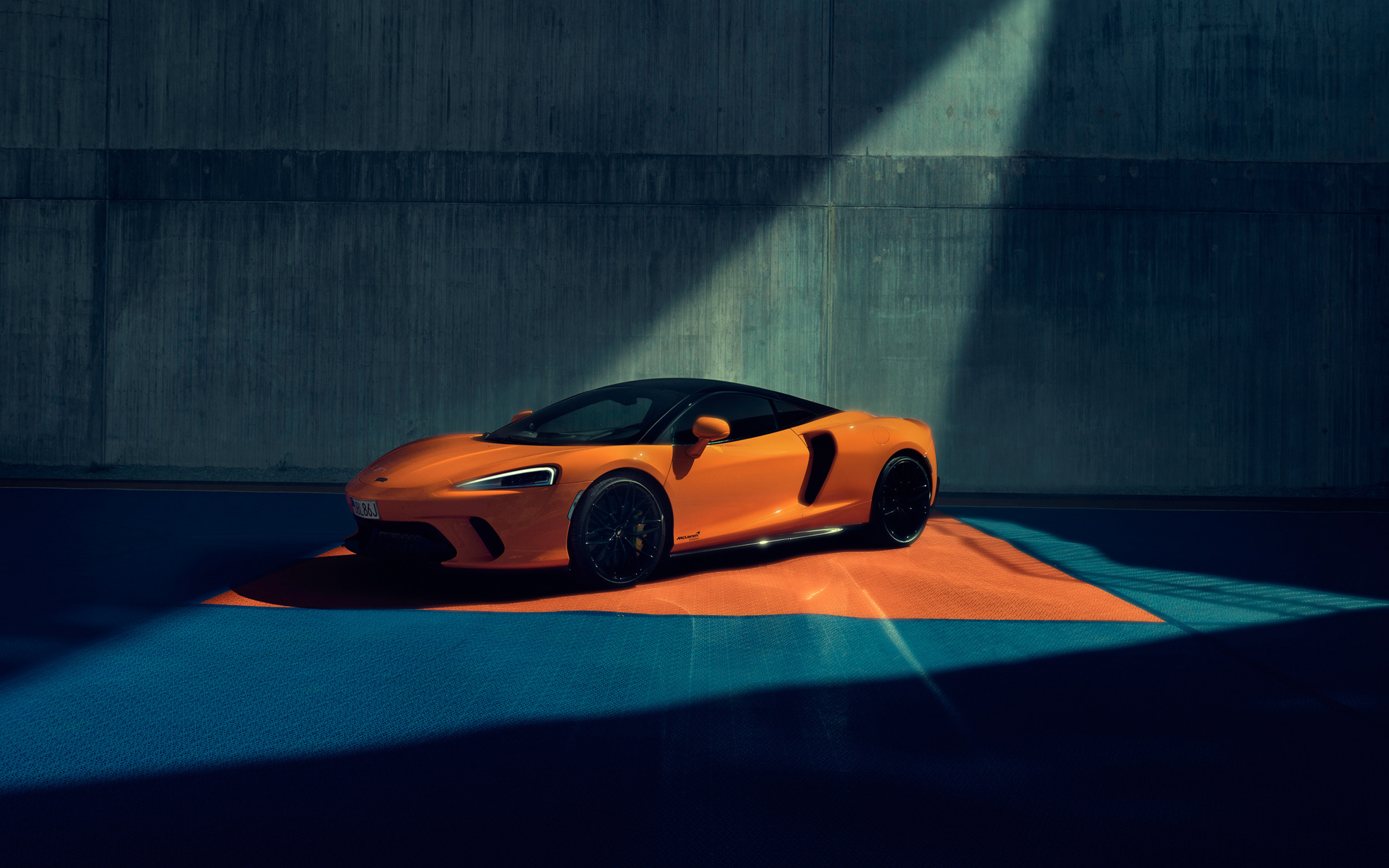 Orange McLaren GT, 2023 car, 2880x1800 wallpaper