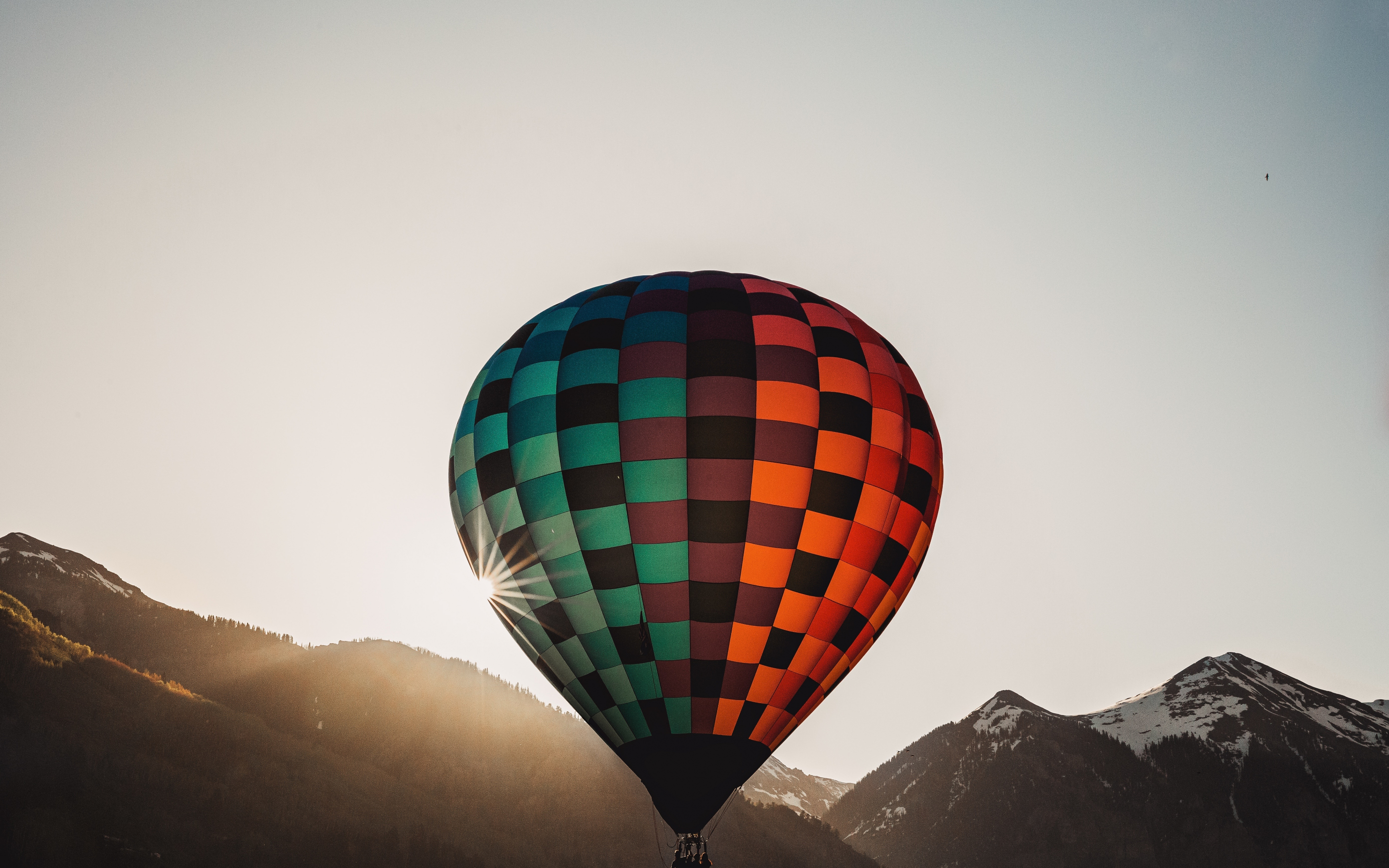 Hot air balloon, flight, mountains, 2880x1800 wallpaper