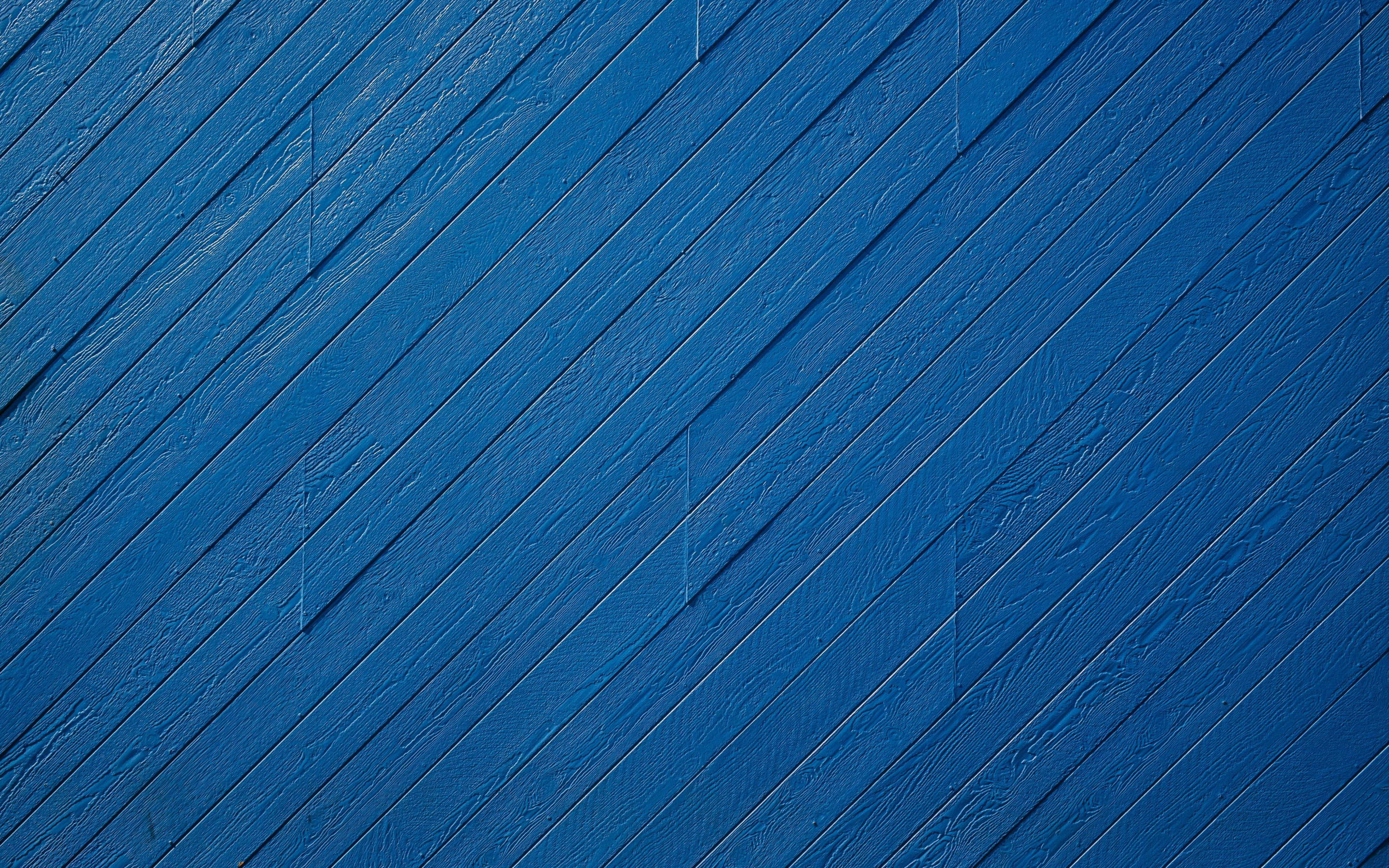 Wooden, blue surface, stripes, 2880x1800 wallpaper