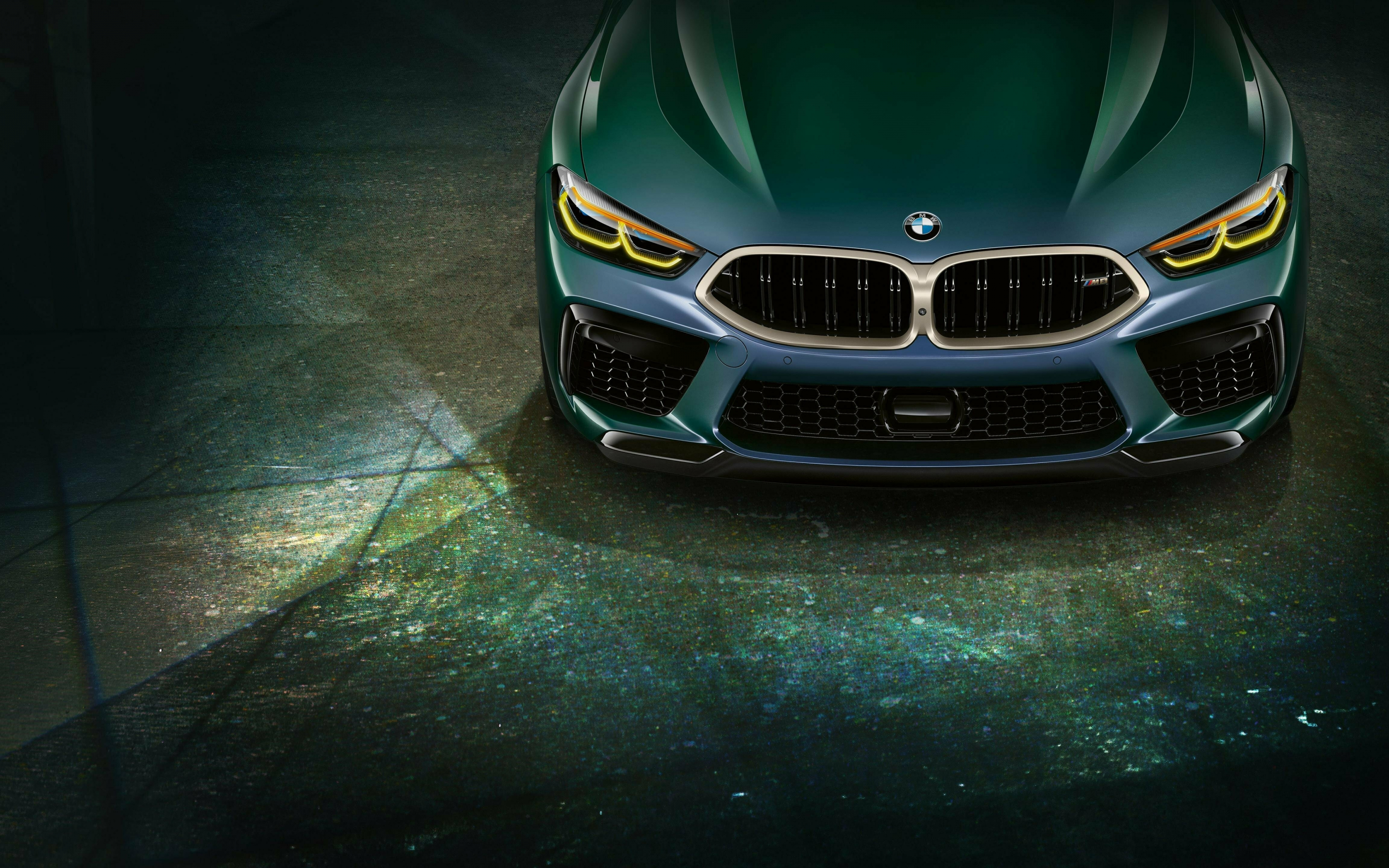 BMW M8, green and luxurious car, 2880x1800 wallpaper