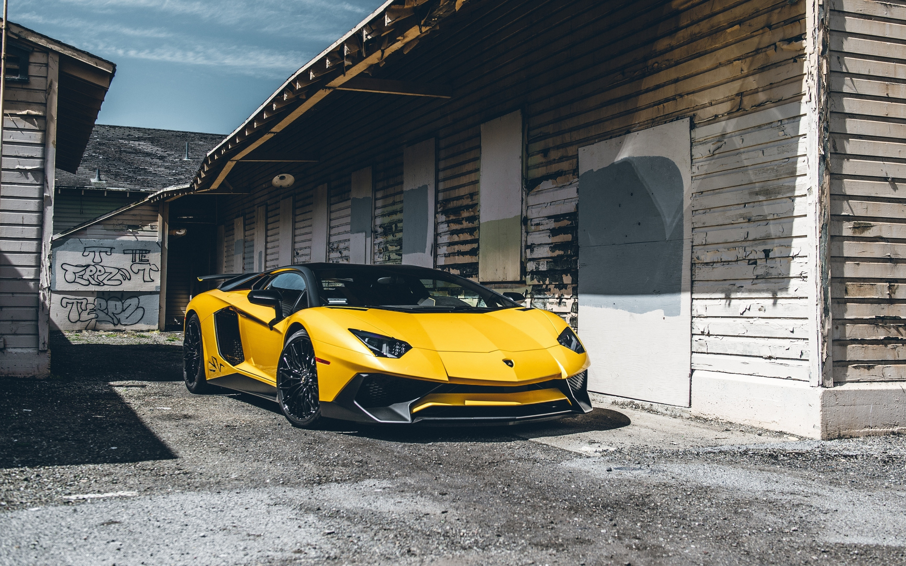 Yellow, Lamborghini Aventador, sports car, 2880x1800 wallpaper