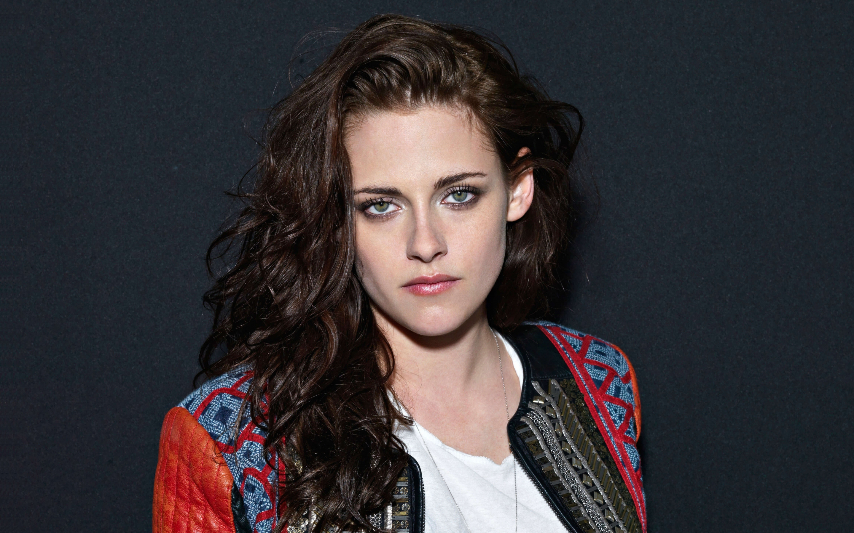 Kristen Stewart, celebrity, pretty, blue eyes, 2880x1800 wallpaper