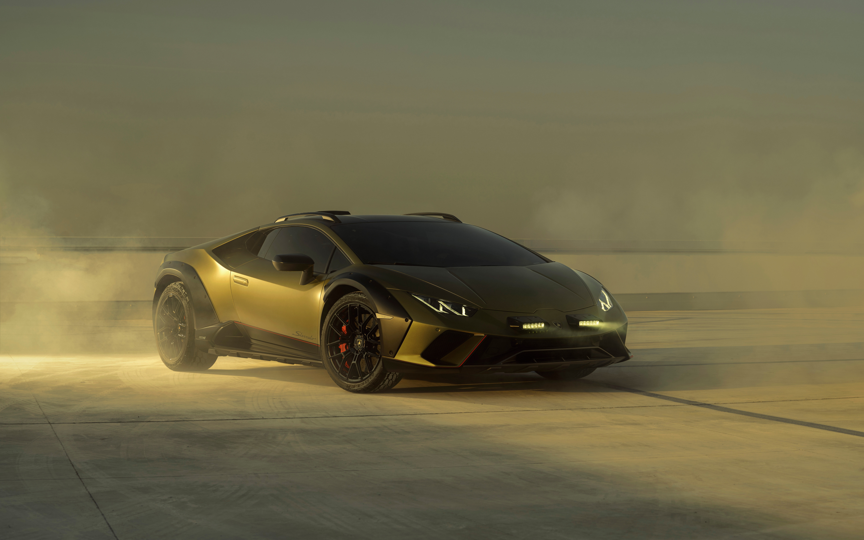 Lamborghini Huracan Sterrato, 2023 dark-green car, 2880x1800 wallpaper