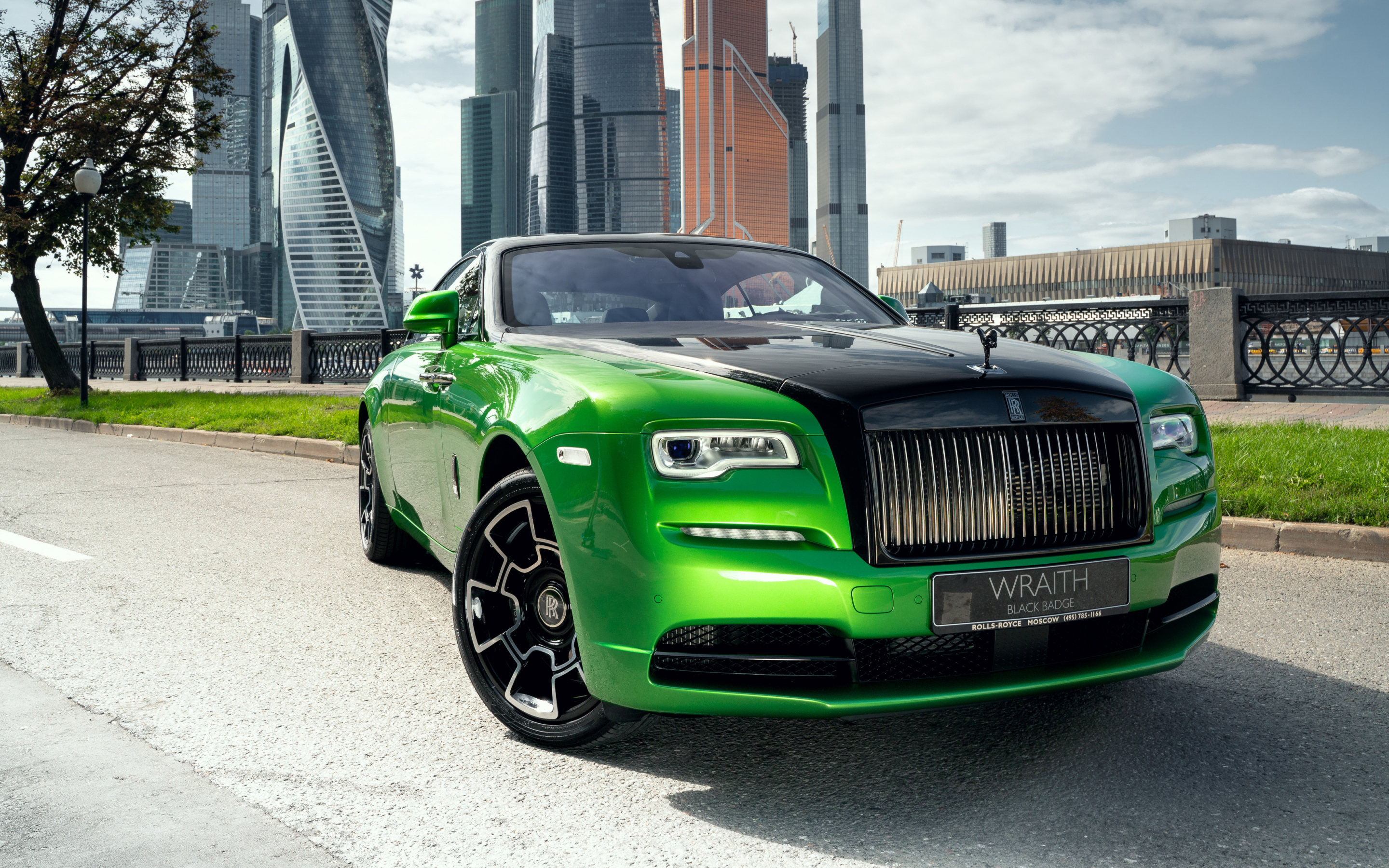 Rolls-Royce Wraith, green-black car, 2019, 2880x1800 wallpaper