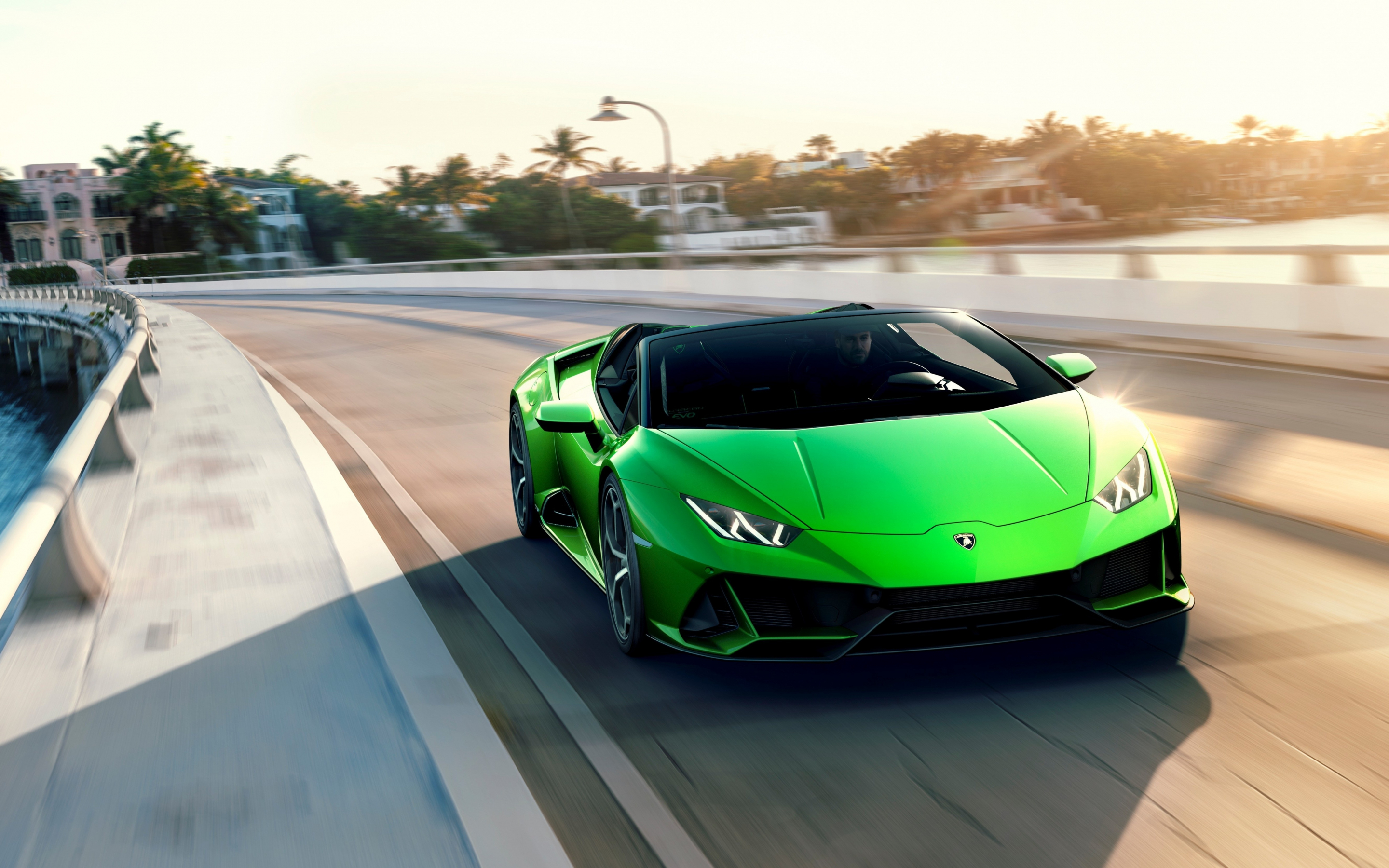 On-road, luxury sports car, Lamborghini Huracan, 2880x1800 wallpaper