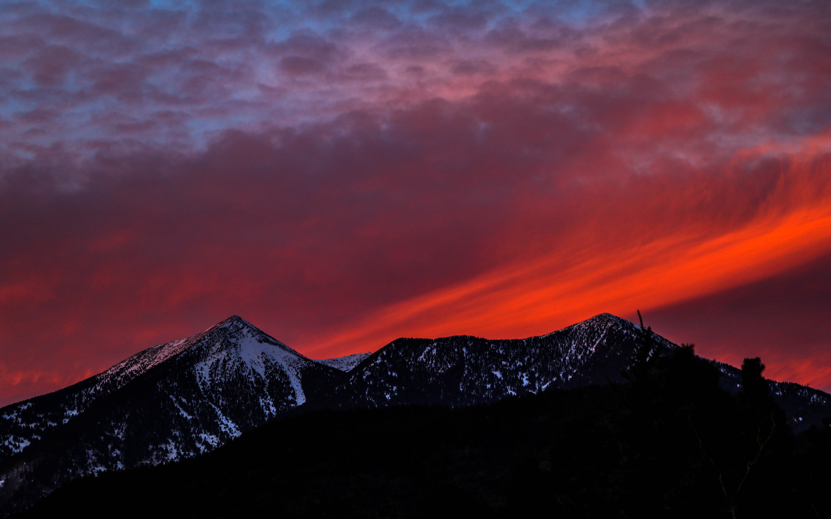 Mountains, sunset, sky, snow mountains, 2880x1800 wallpaper