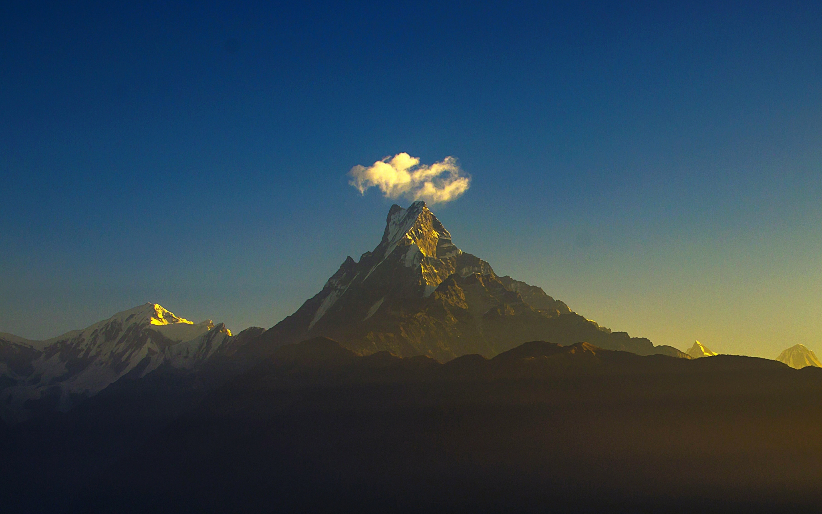 Himalayas, mountain's peak, Annapurna Massif, 2880x1800 wallpaper