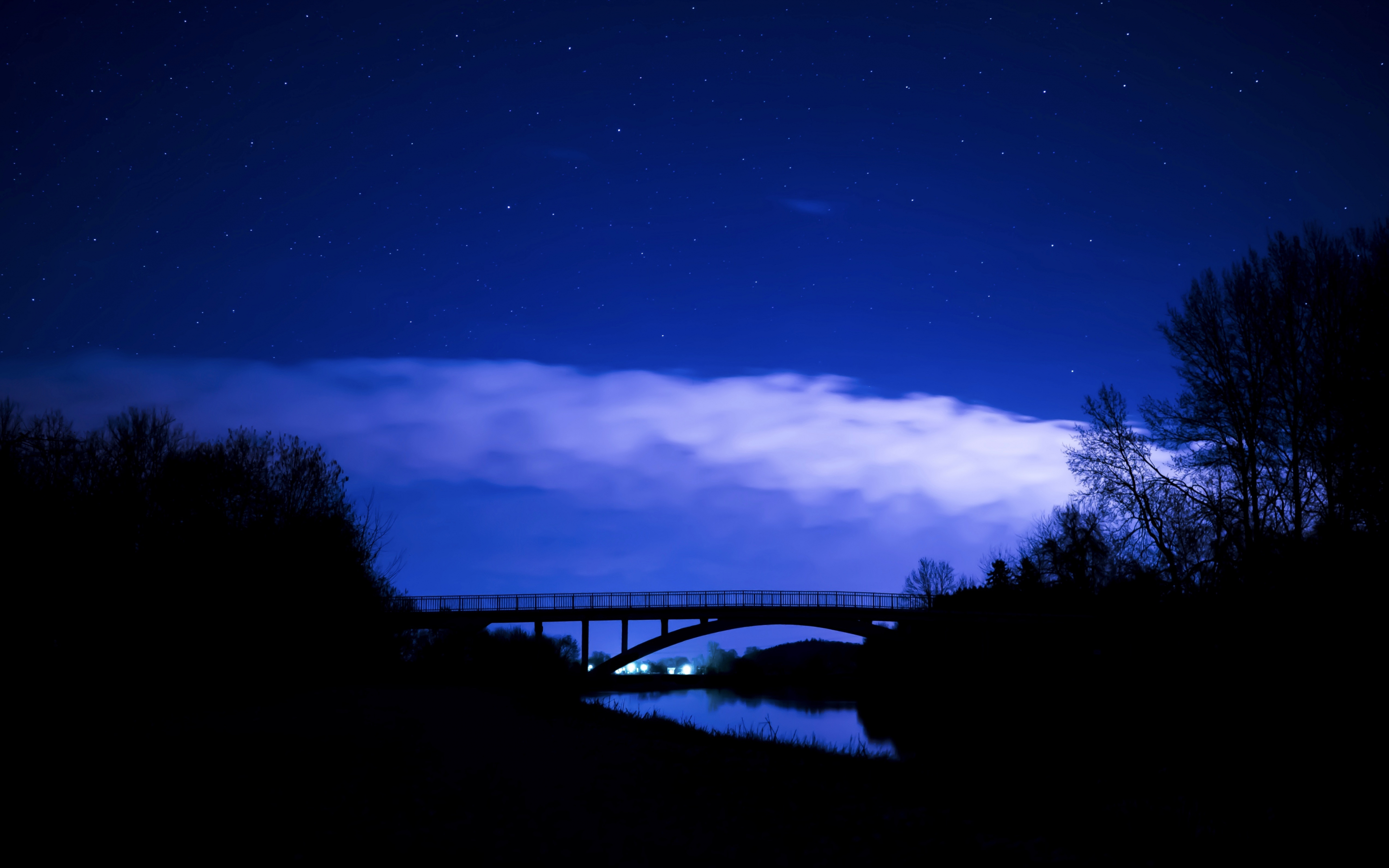 Bridge, clouds, night, trees, sky, 2880x1800 wallpaper