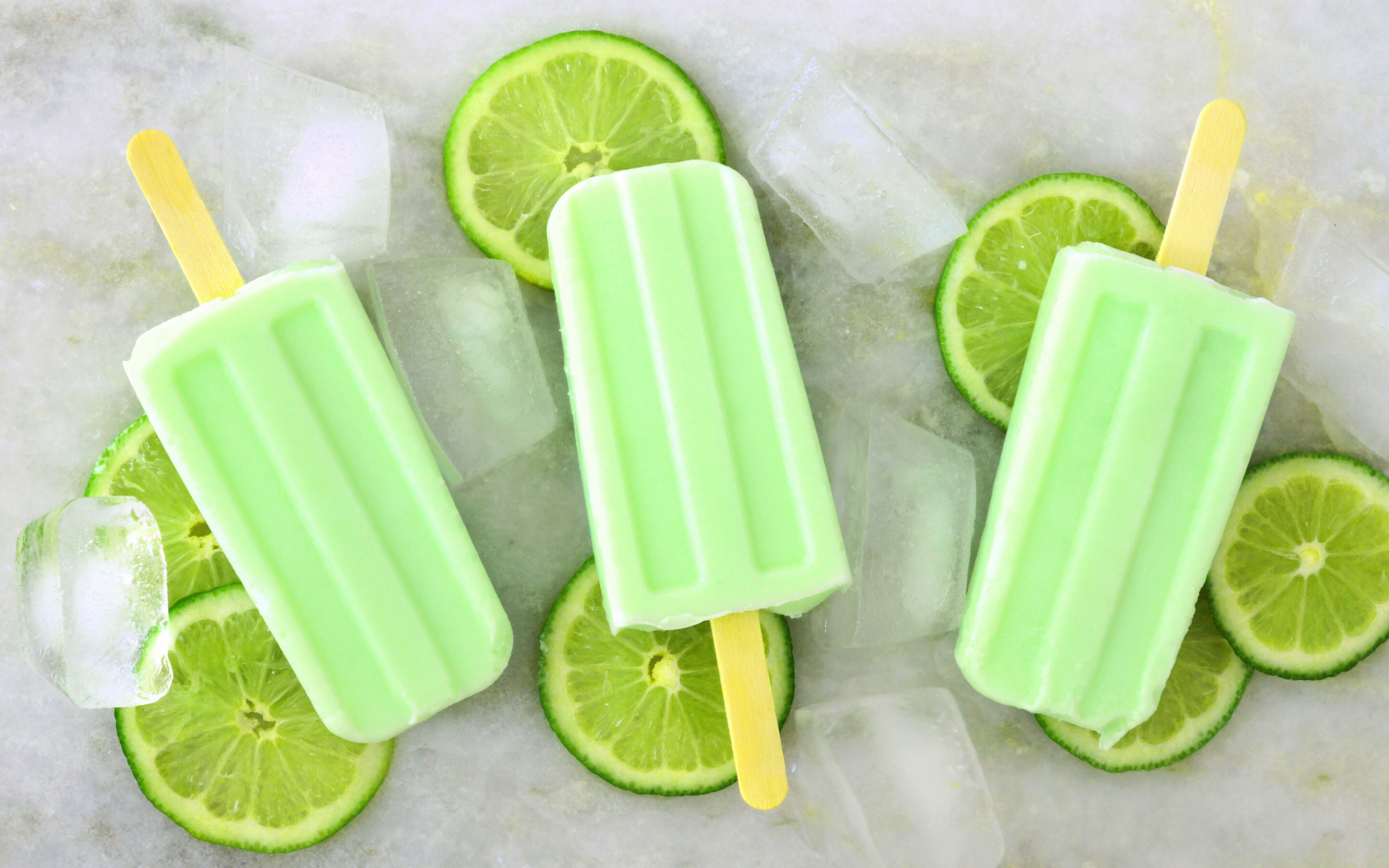 Green ice candies, lemon slices, summer, 2880x1800 wallpaper