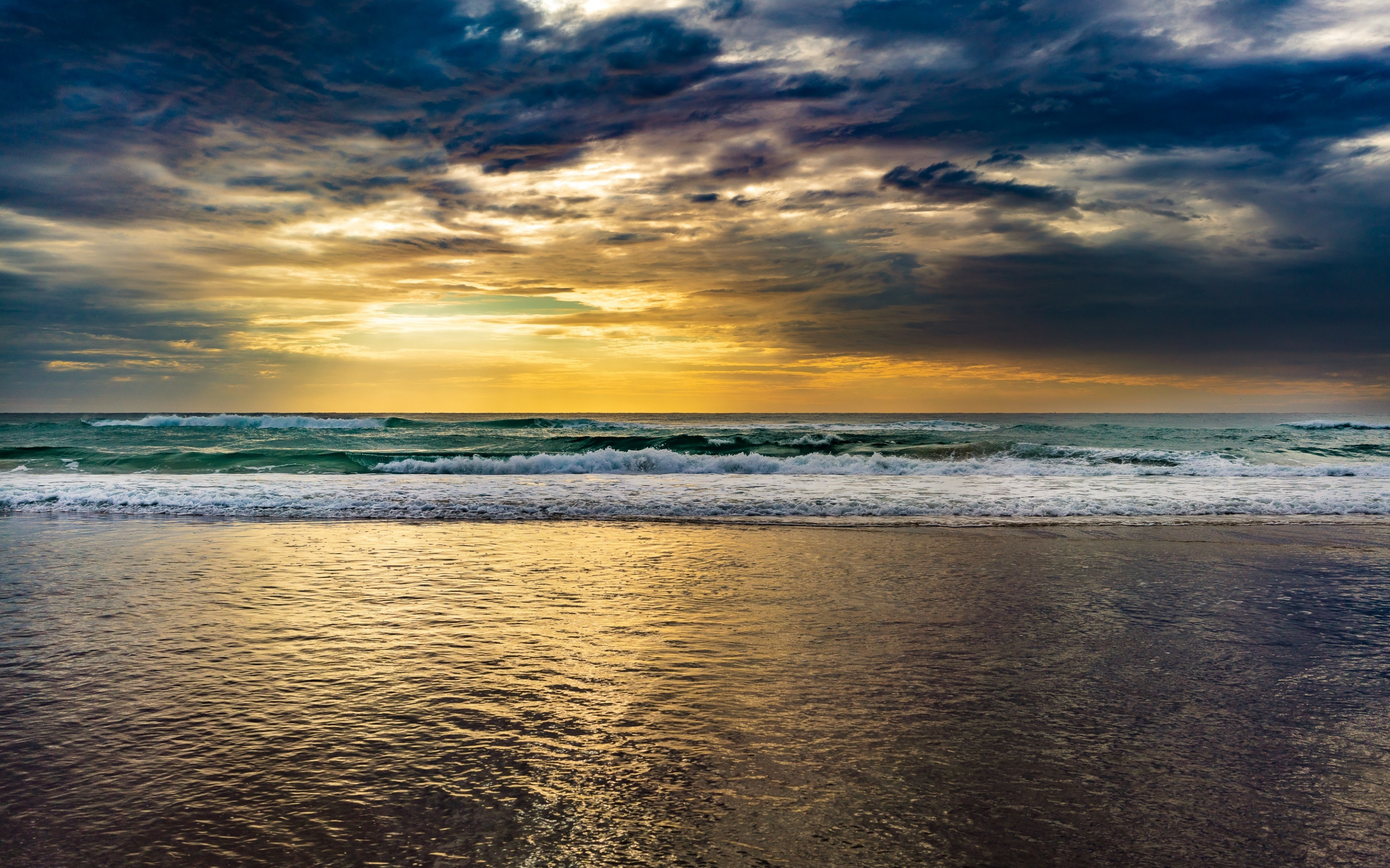 Australia, beach, sea waves, clouds, 2880x1800 wallpaper