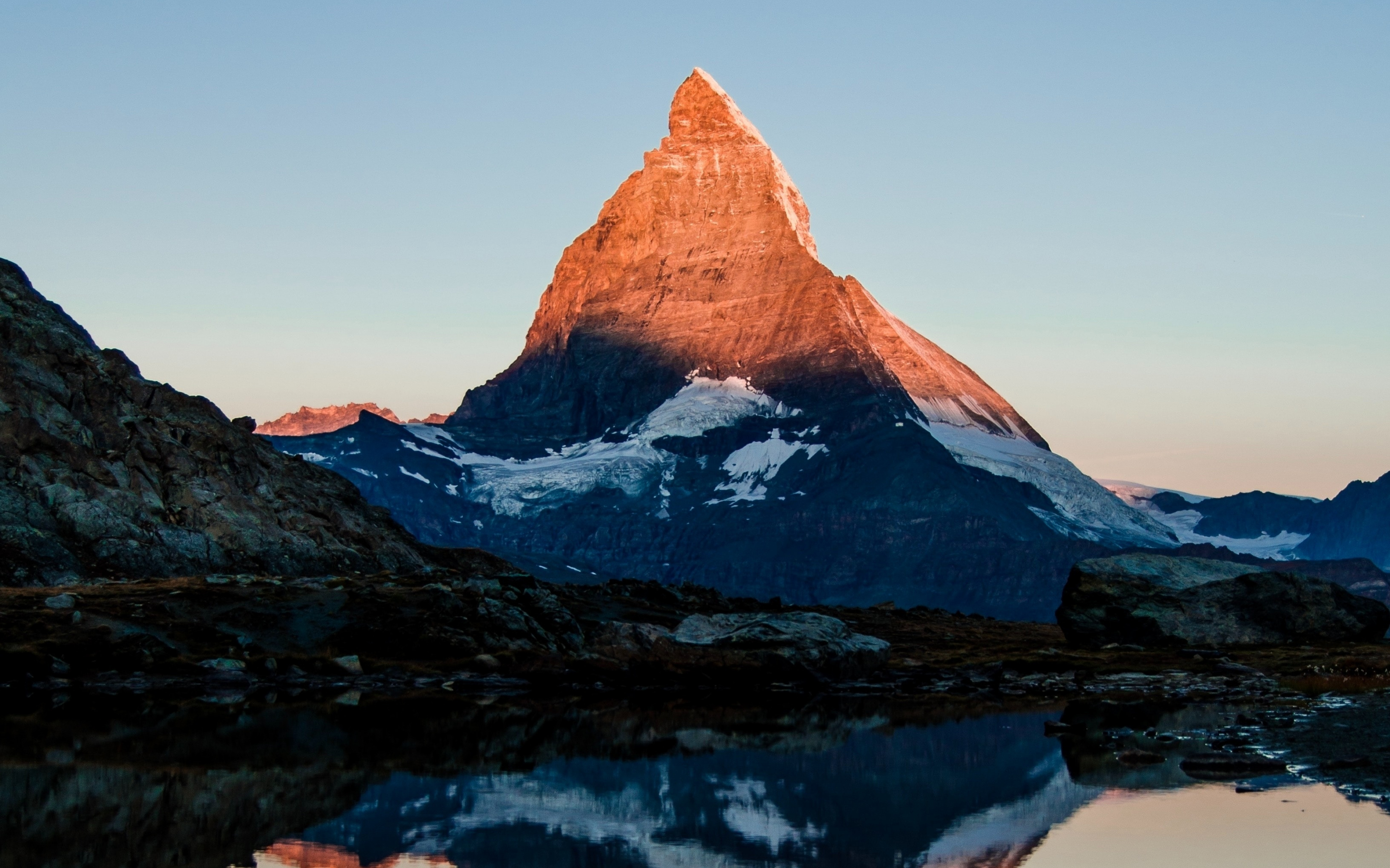 Matterhorn, mountain, glow, sunset, lake, 2880x1800 wallpaper
