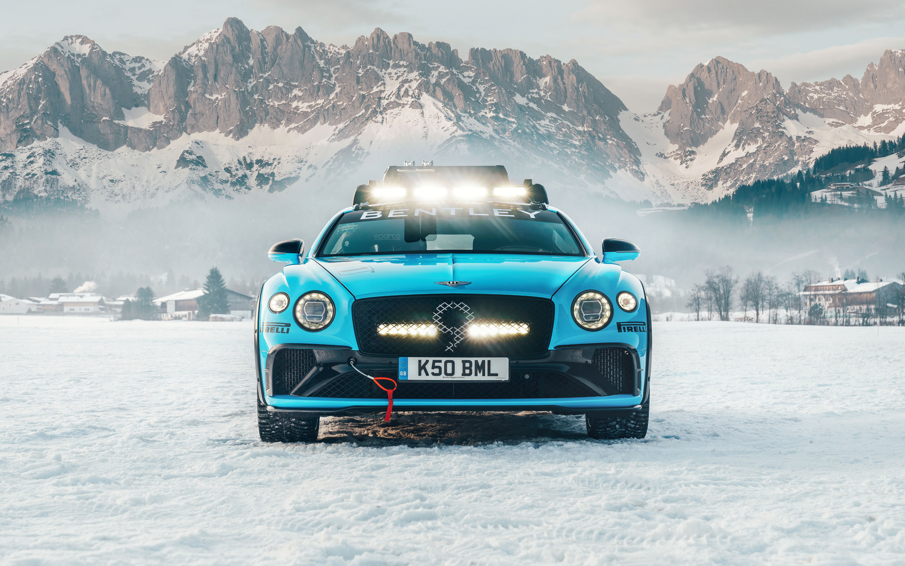 Blue car, 2020 Bentley Continental GT Ice Race, 2880x1800 wallpaper