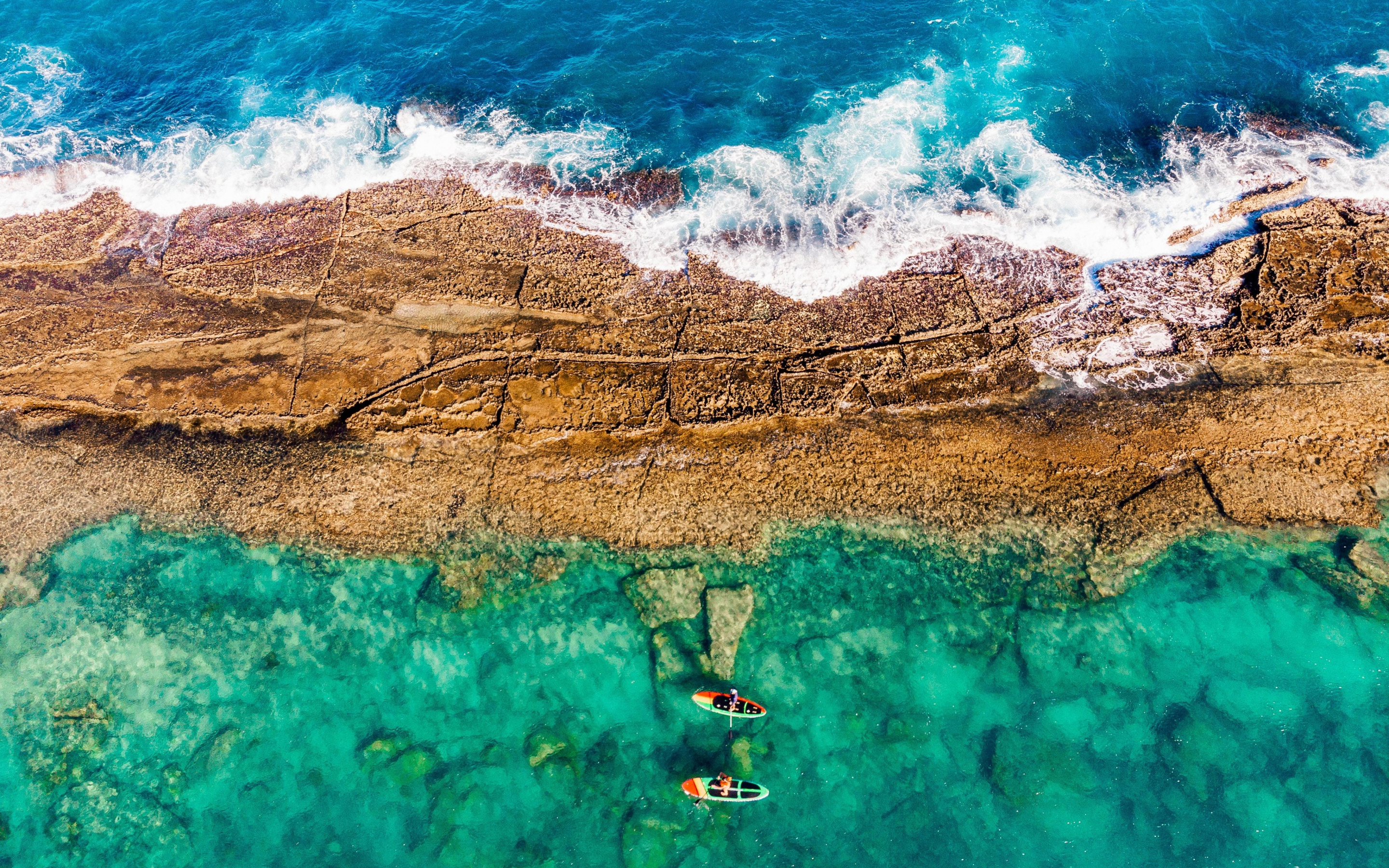 Aerial view, surfers, waves, coast, 2880x1800 wallpaper