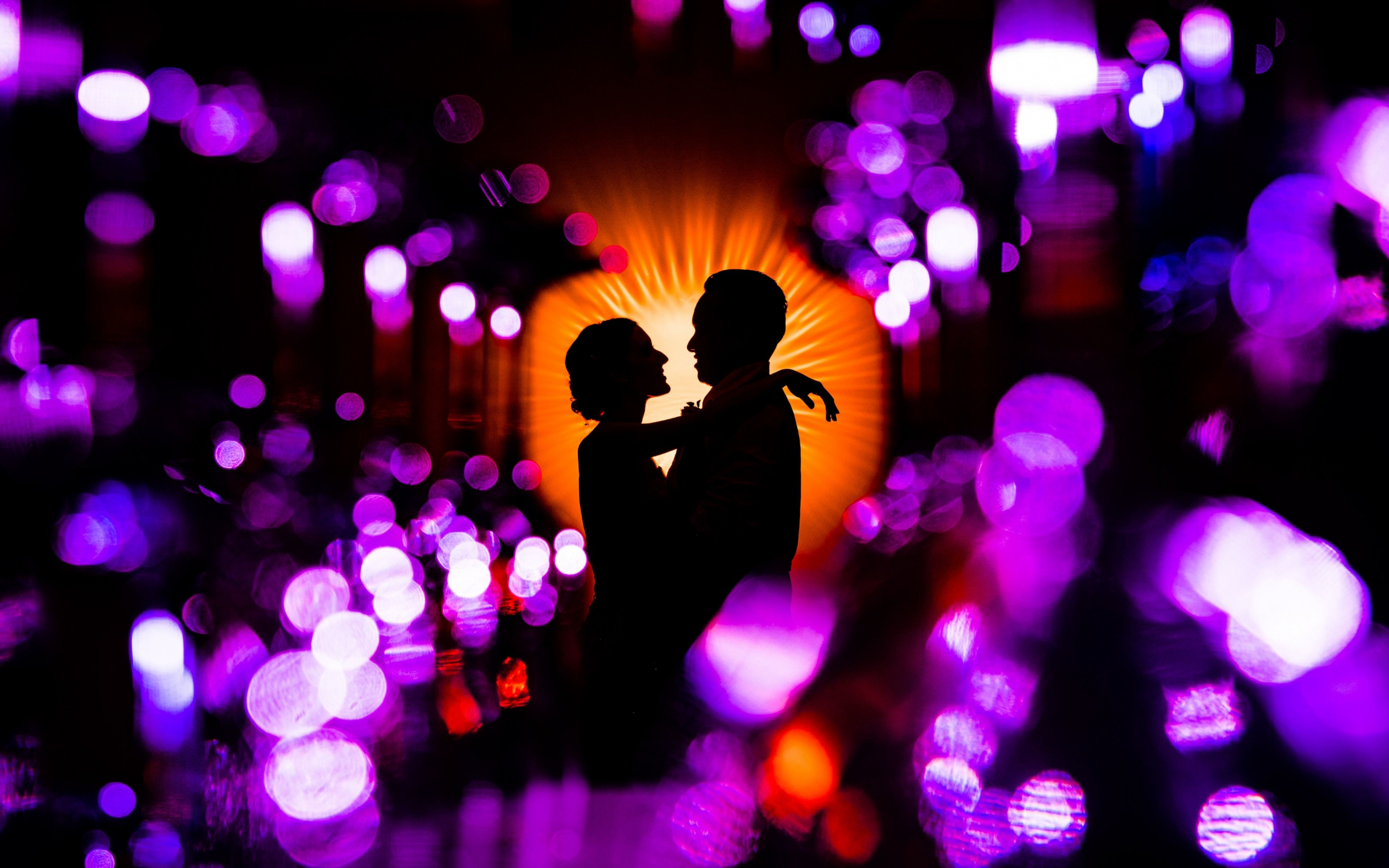 Couple, romantic love, silhouette, bokeh, purple, 2880x1800 wallpaper