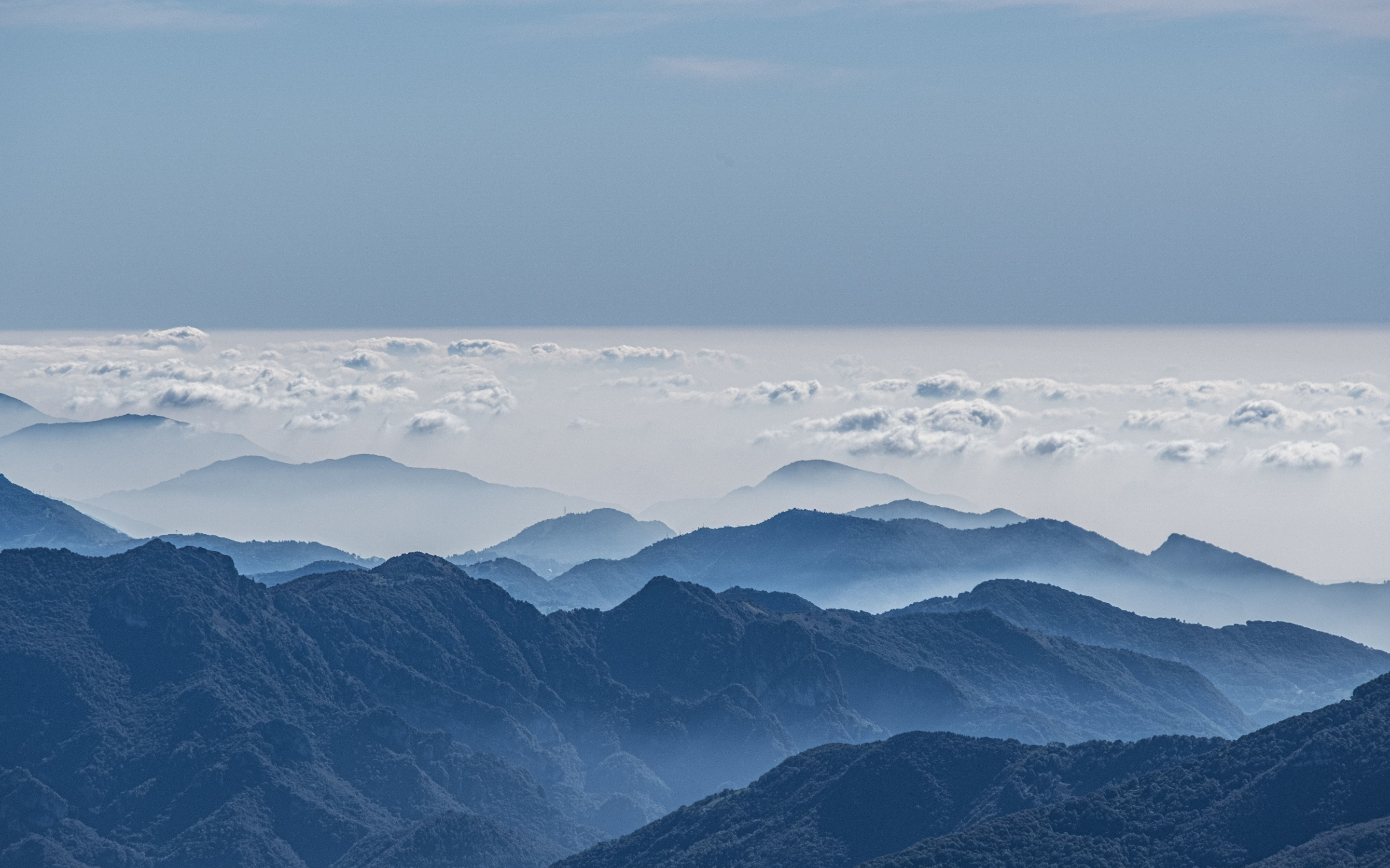All over clouds, mountains' peak, horizon, 2880x1800 wallpaper