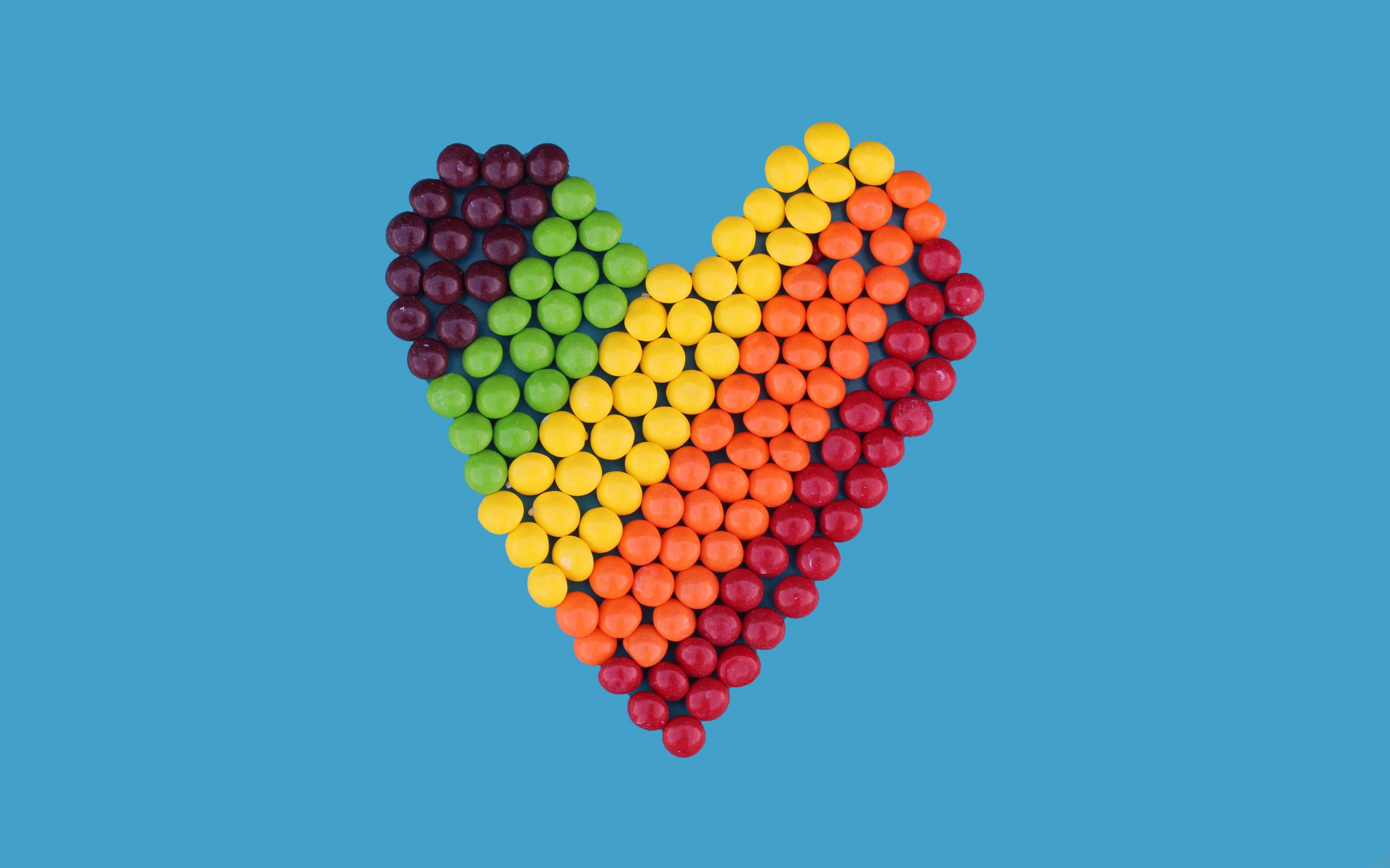 Bright color, chocolate, candies, heart shape, 2880x1800 wallpaper