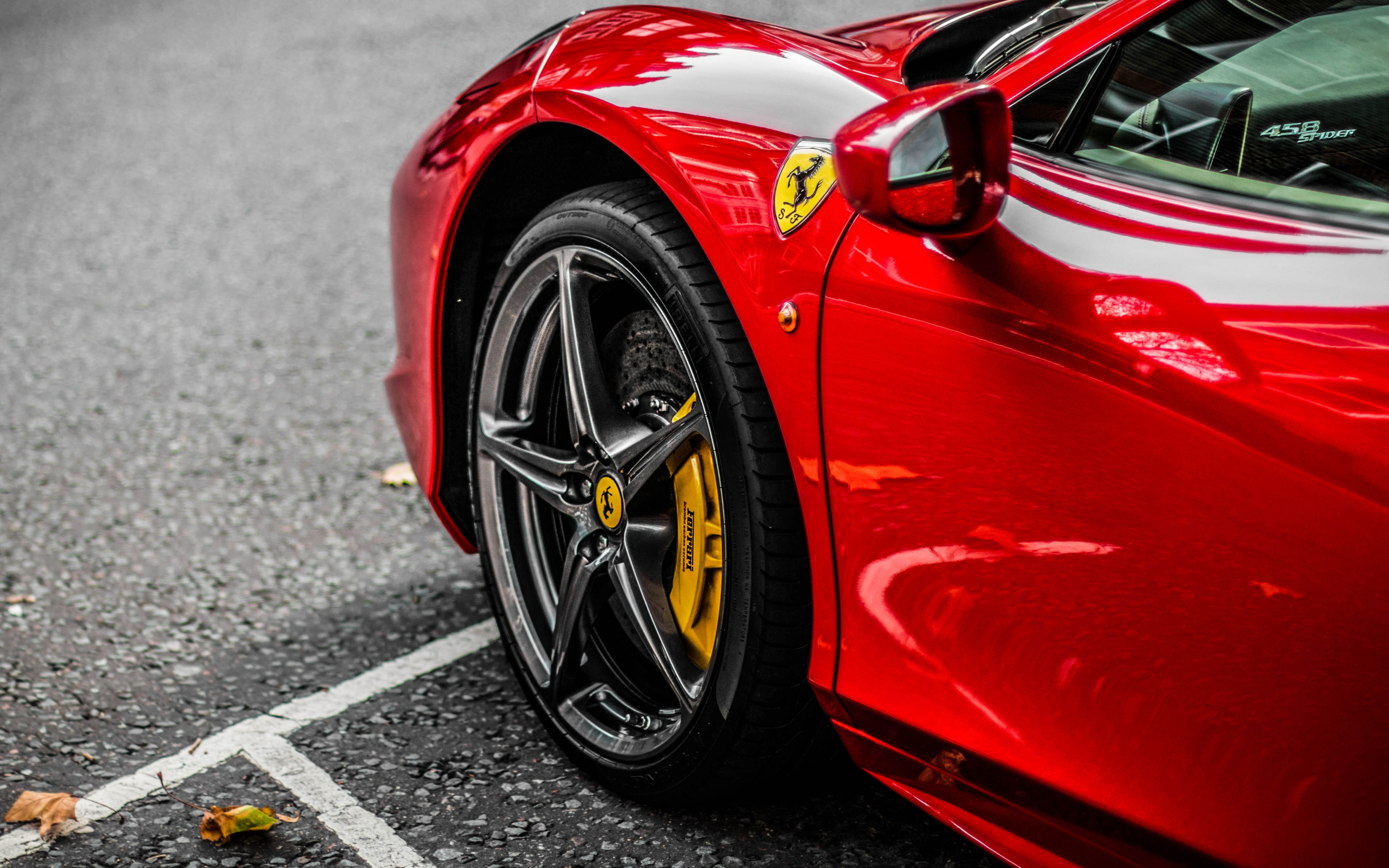Red supercar, Ferrari, wheel, 2880x1800 wallpaper