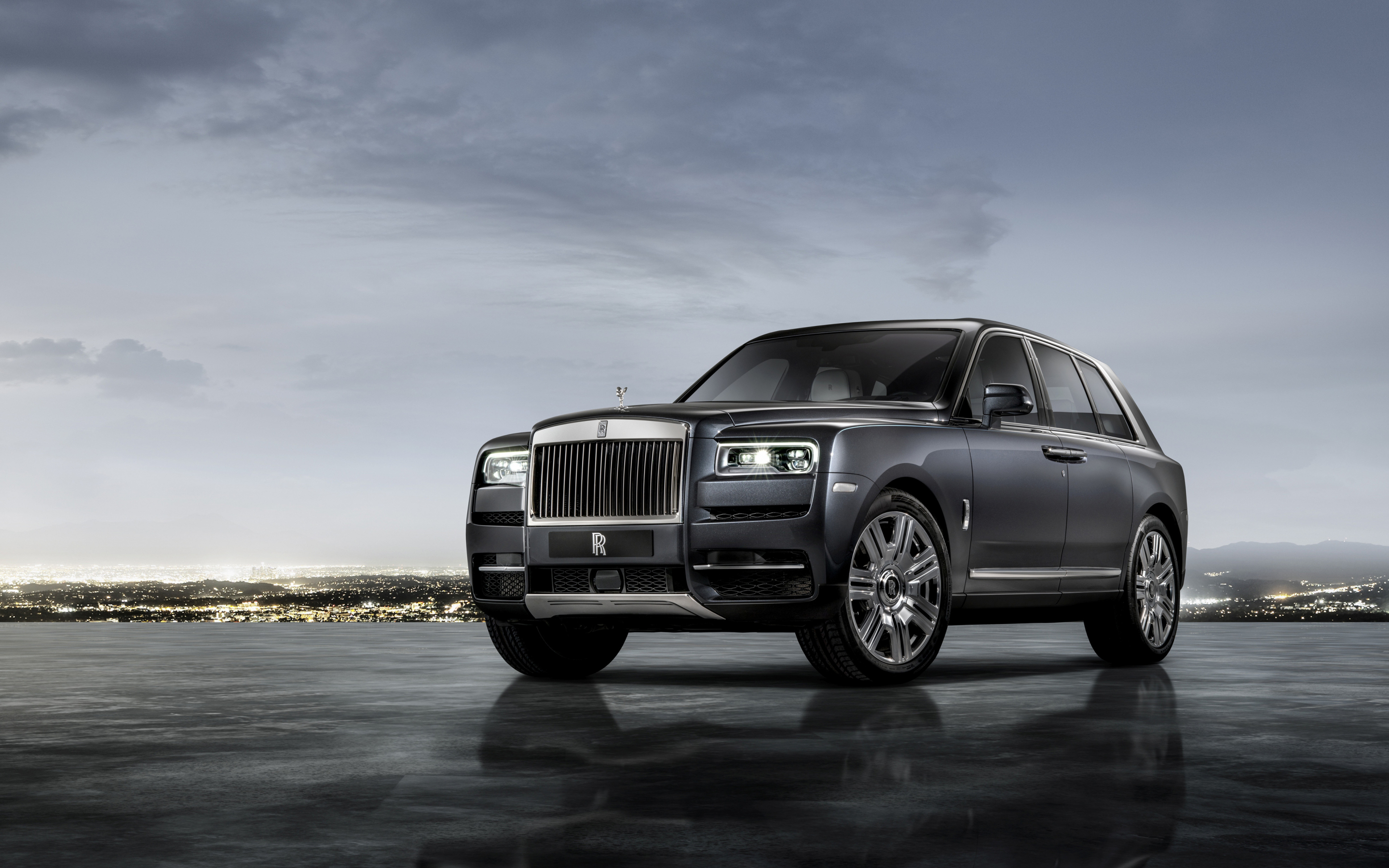 Rolls-Royce Cullinan, gray luxury car, 2880x1800 wallpaper