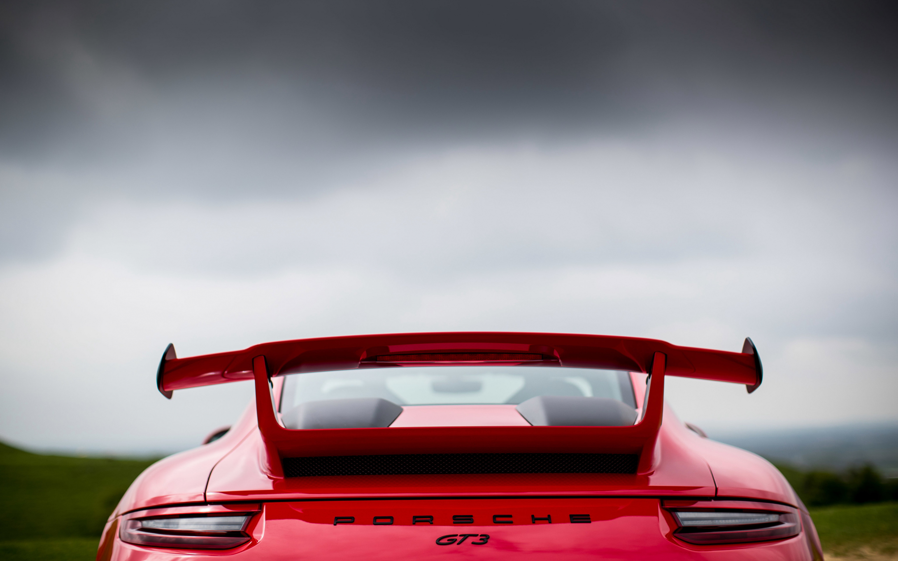 2018 Porsche 911 GT3, rear view, red car, 2880x1800 wallpaper