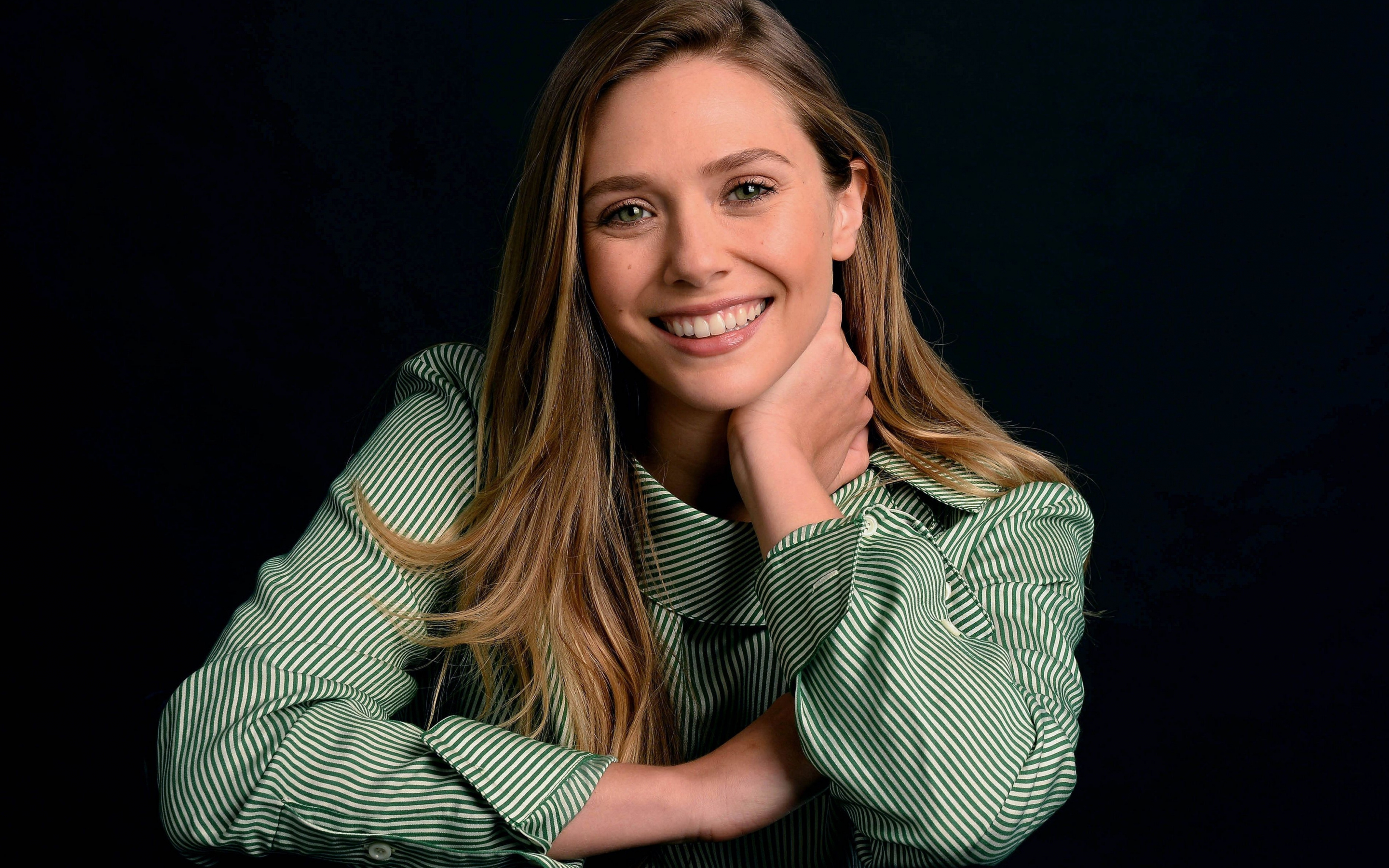 Elizabeth Olsen, beautiful smile, actress, 2880x1800 wallpaper