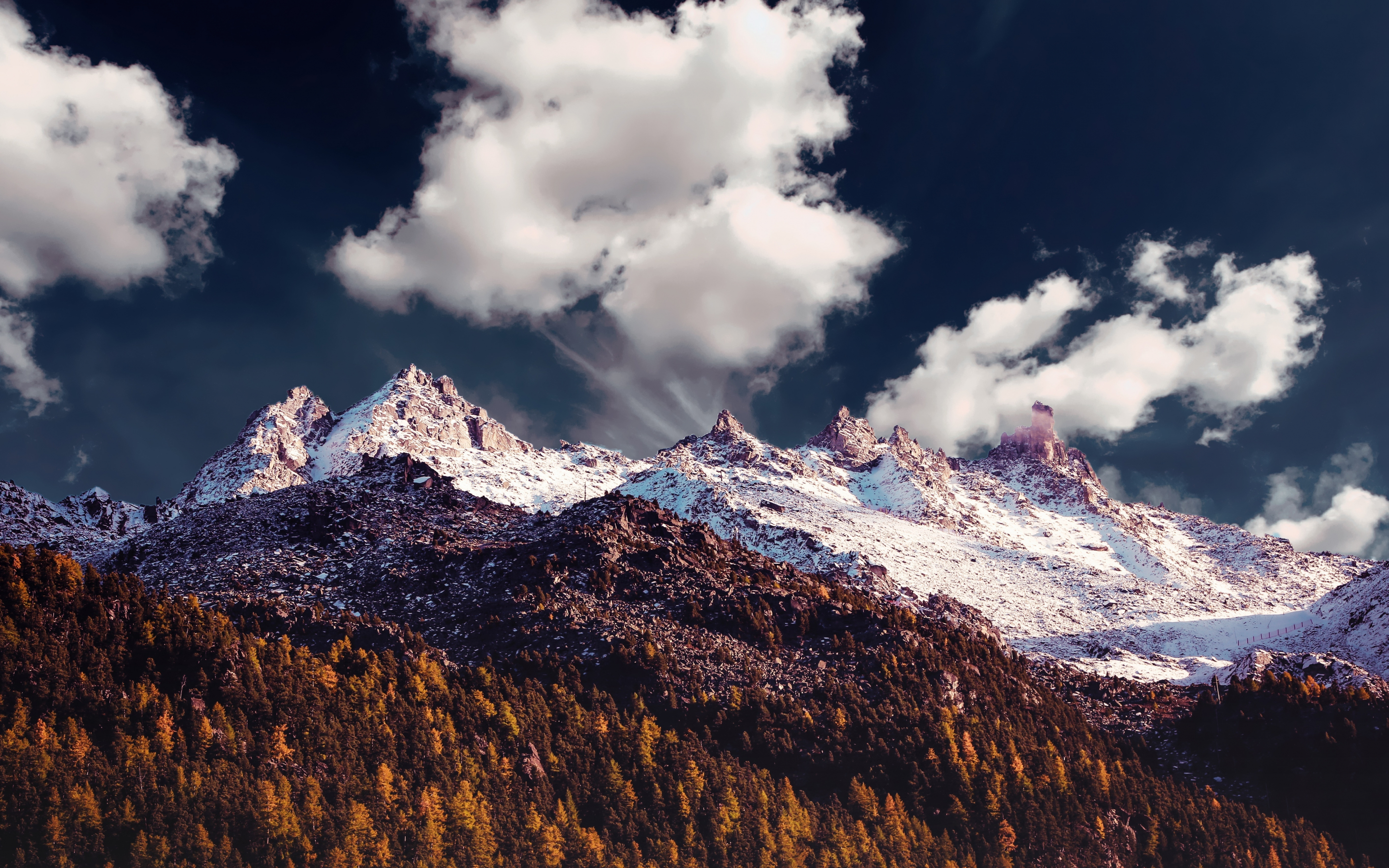 Mountains range, summit, clouds, sky, 2880x1800 wallpaper