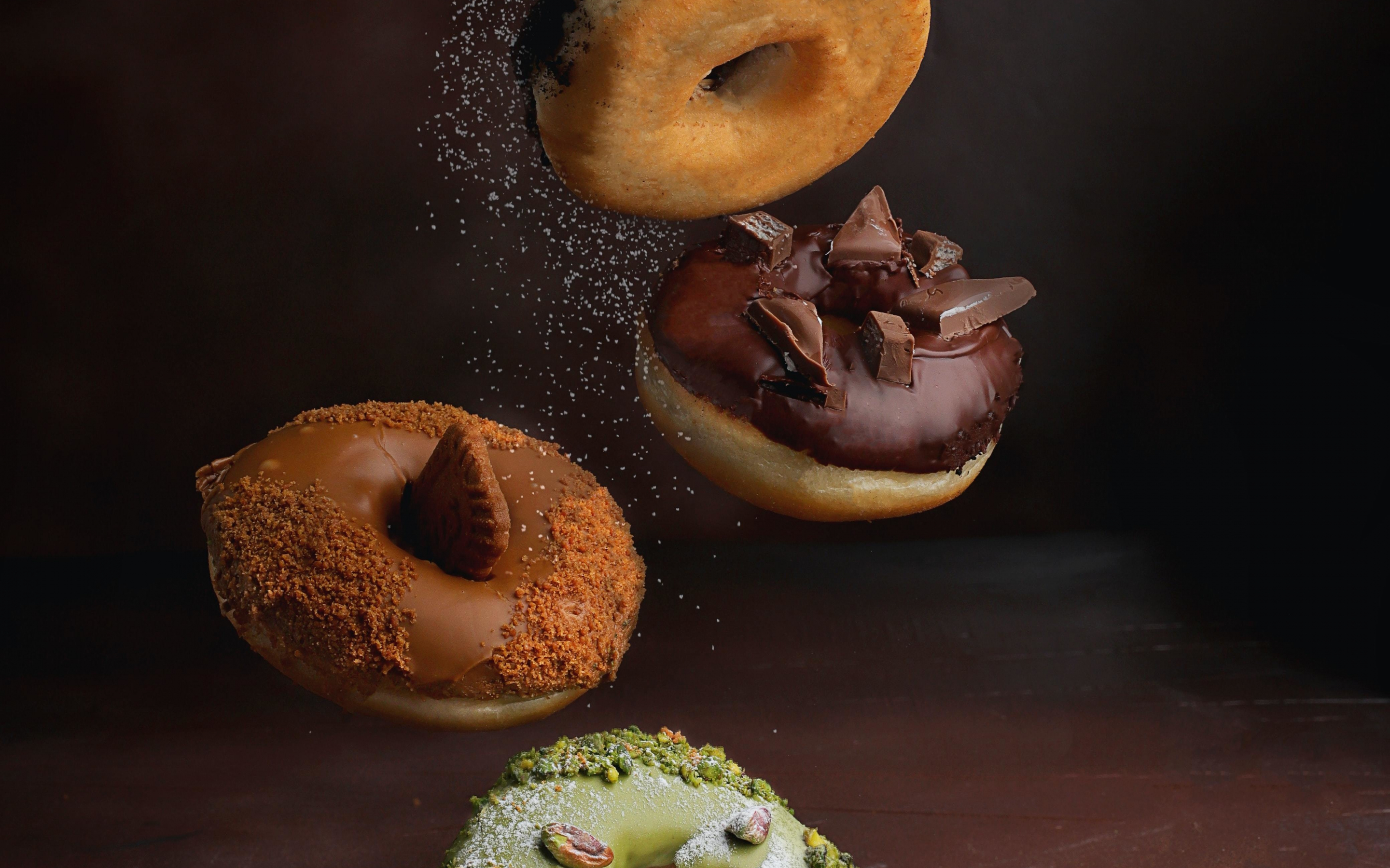 Doughnut, close up, food, 2880x1800 wallpaper