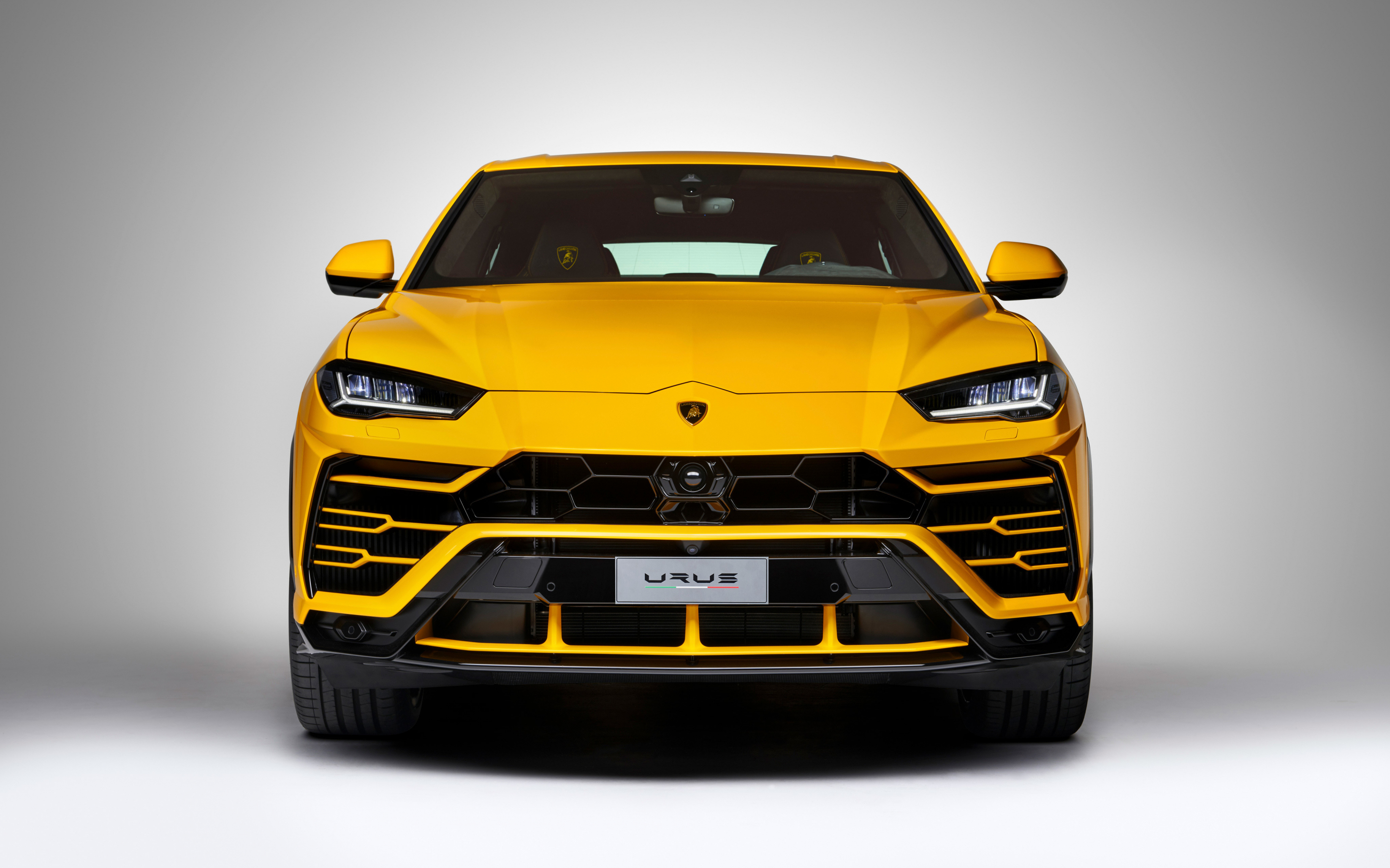 Lamborghini Urus, yellow, front view, 2880x1800 wallpaper
