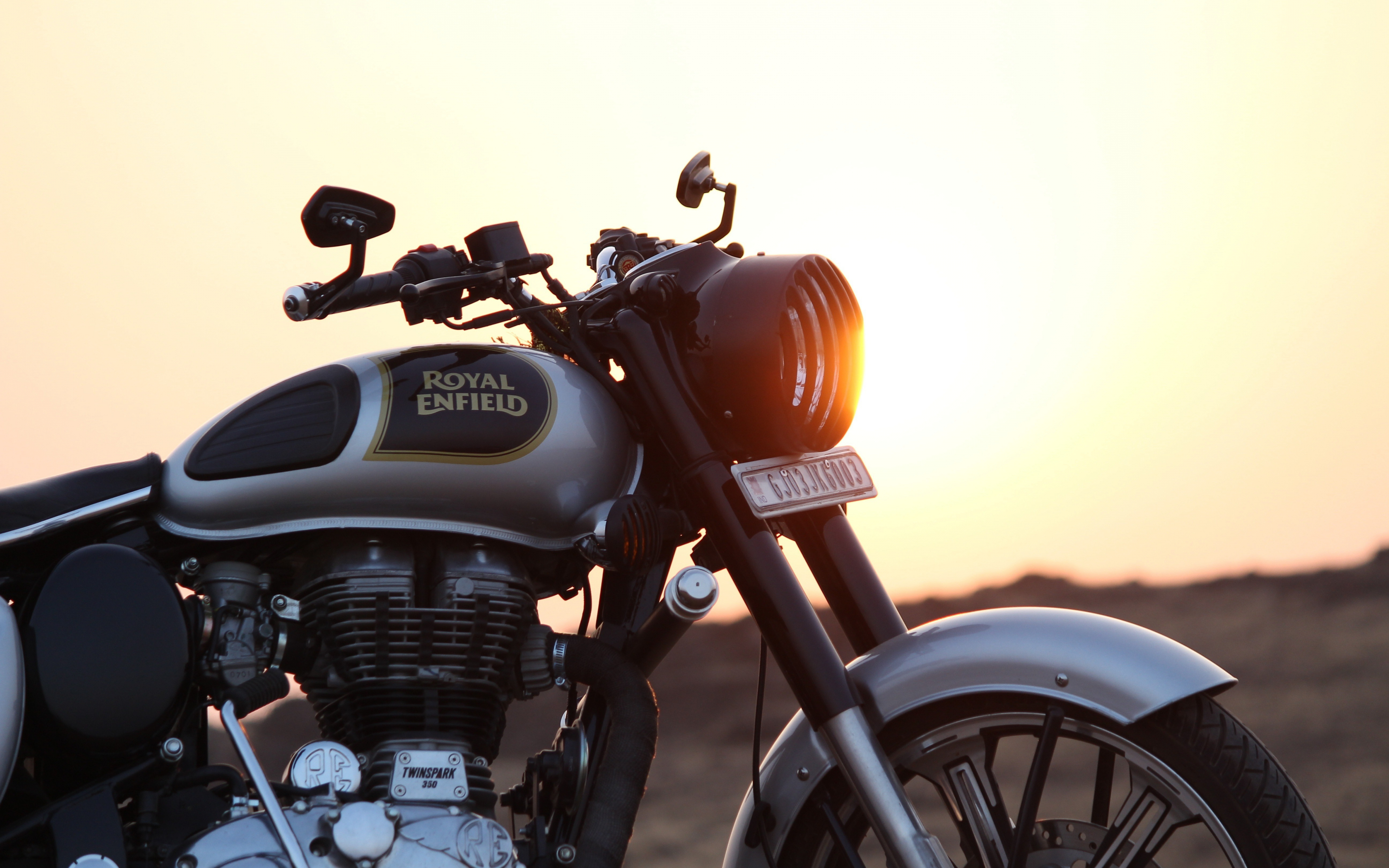 Royal Enfield, motorcycle, 2880x1800 wallpaper
