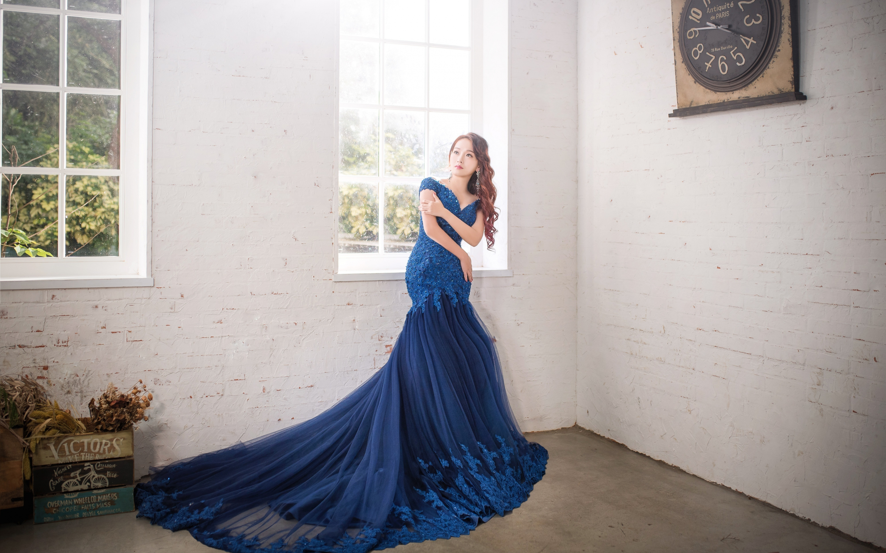 Asian woman, girl, model, blue dress, 2880x1800 wallpaper