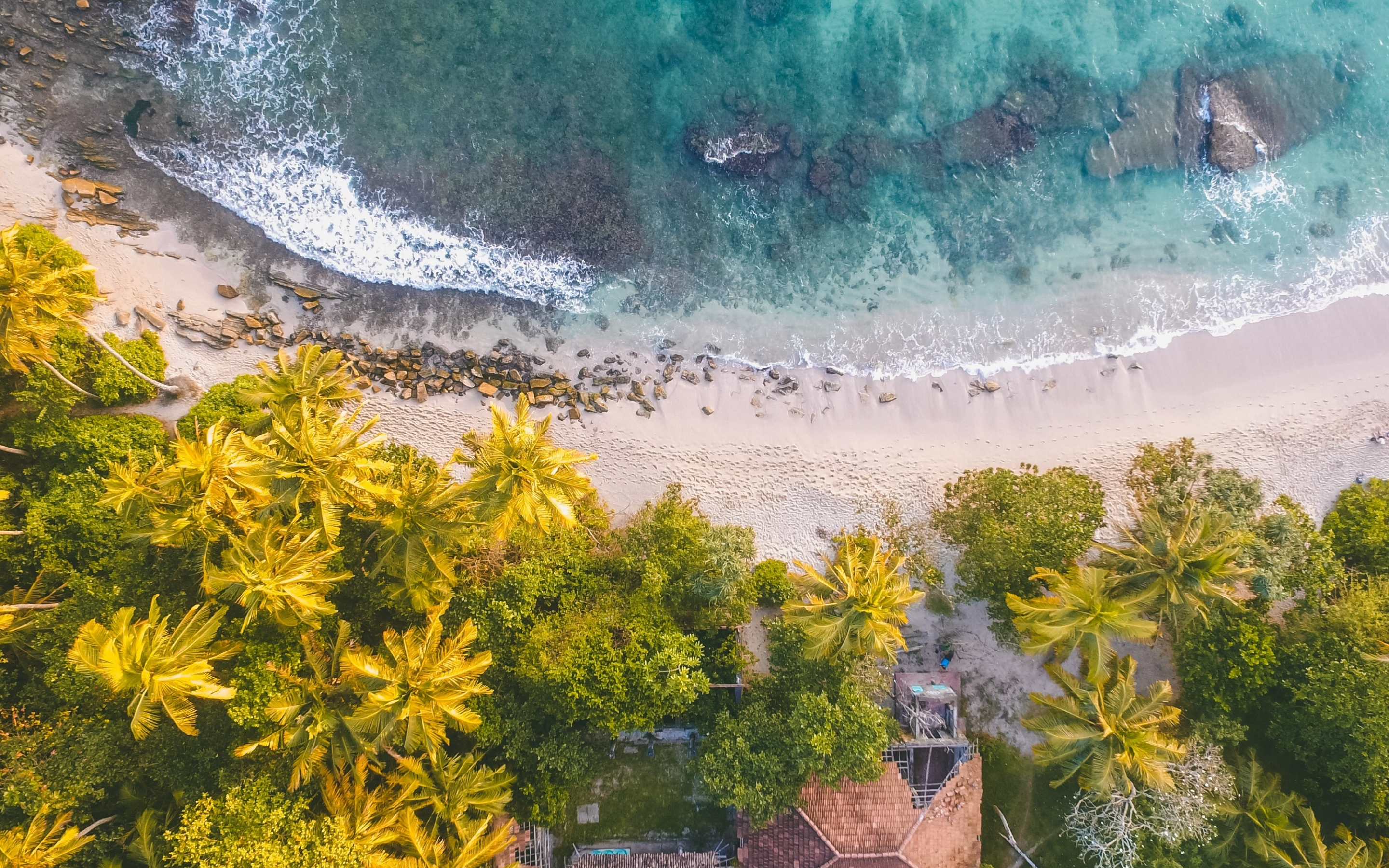 Aerial view, beach, coast, villa, 2880x1800 wallpaper