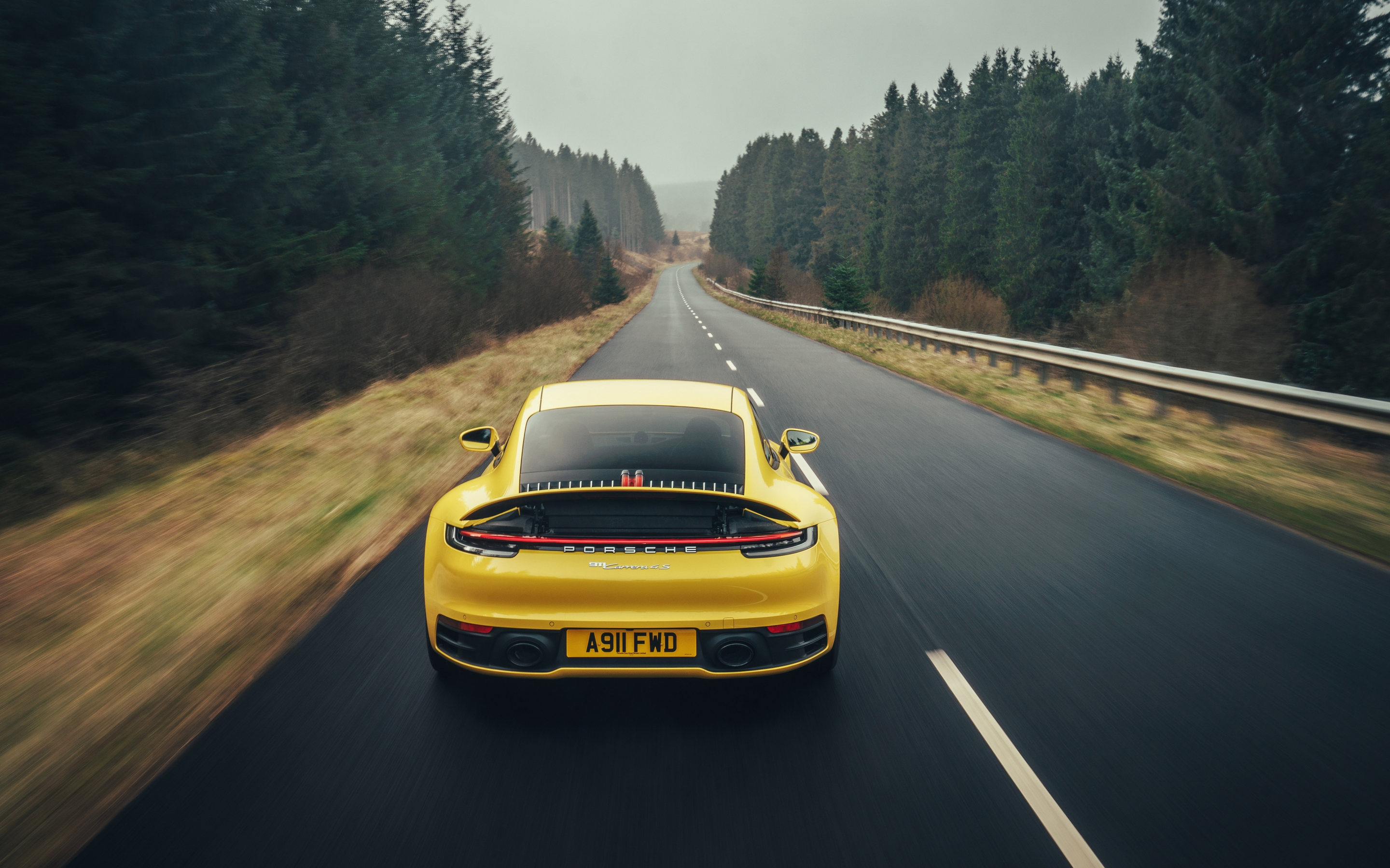 Porsche 911 Carrera 4S, on-road, yellow, 2880x1800 wallpaper