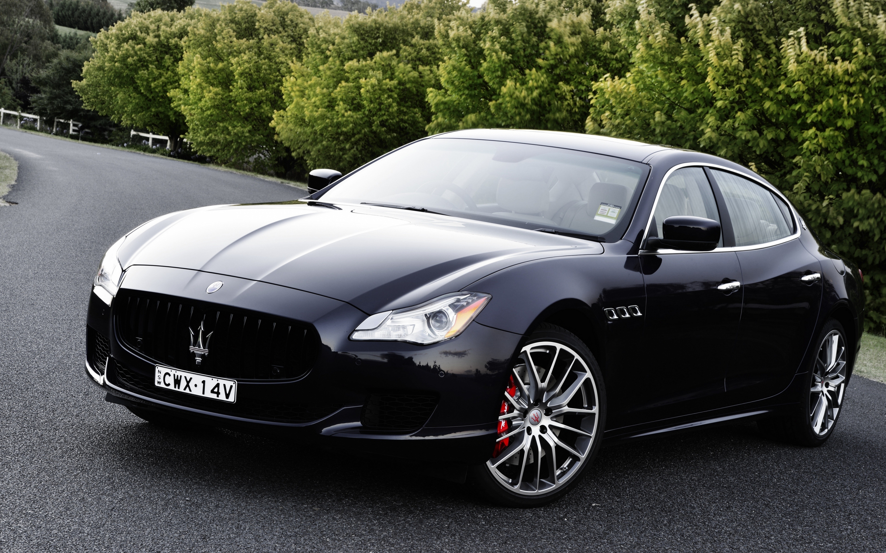 Black, luxury car, Maserati Quattroporte, 2880x1800 wallpaper