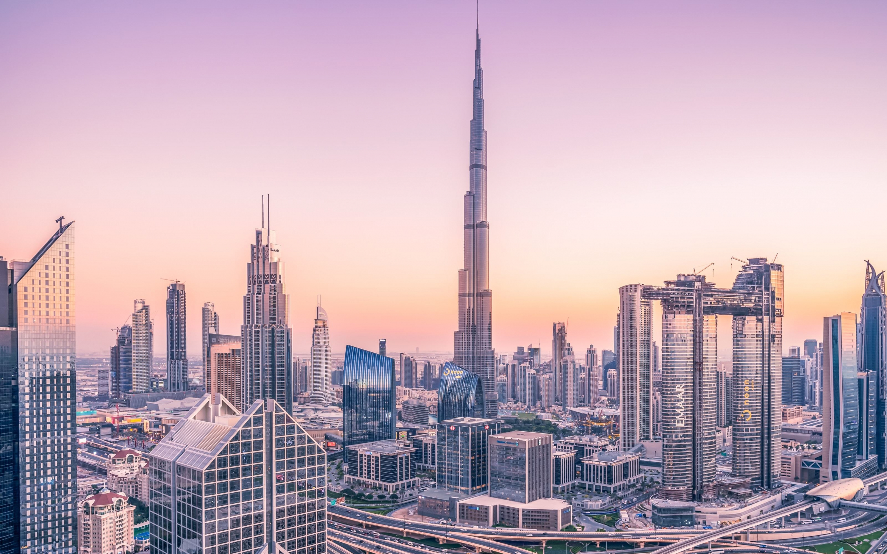 Dubai, urban town, buildings, cityscape, 2880x1800 wallpaper