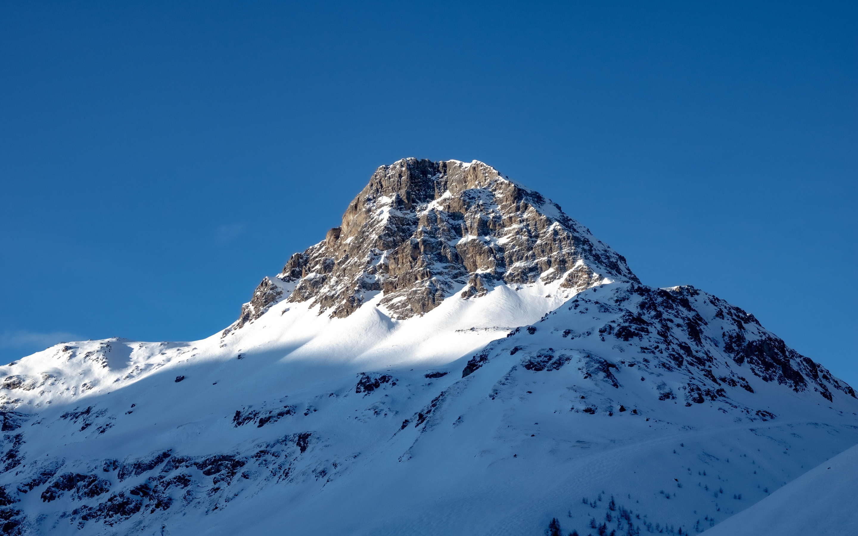 Sunny day, mountain peak, glacier, 2880x1800 wallpaper