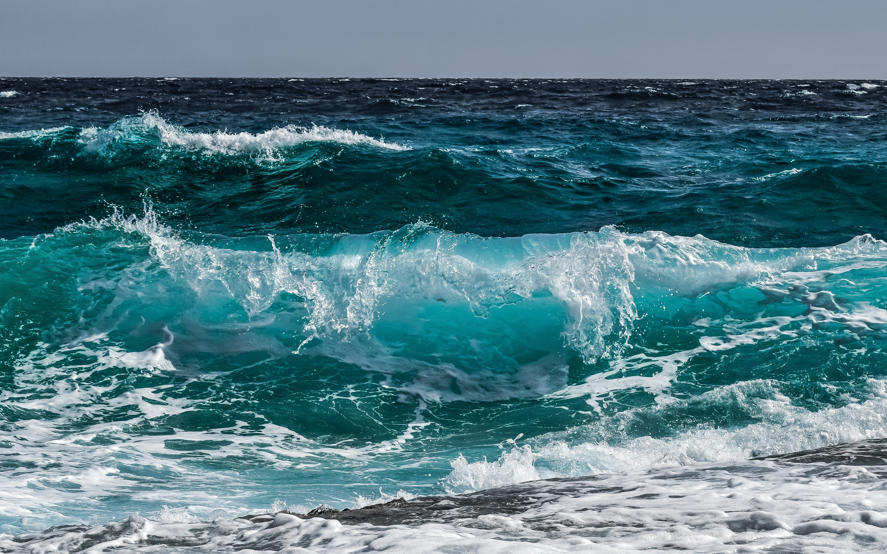 Blue, sea wave, shore, water, 2880x1800 wallpaper