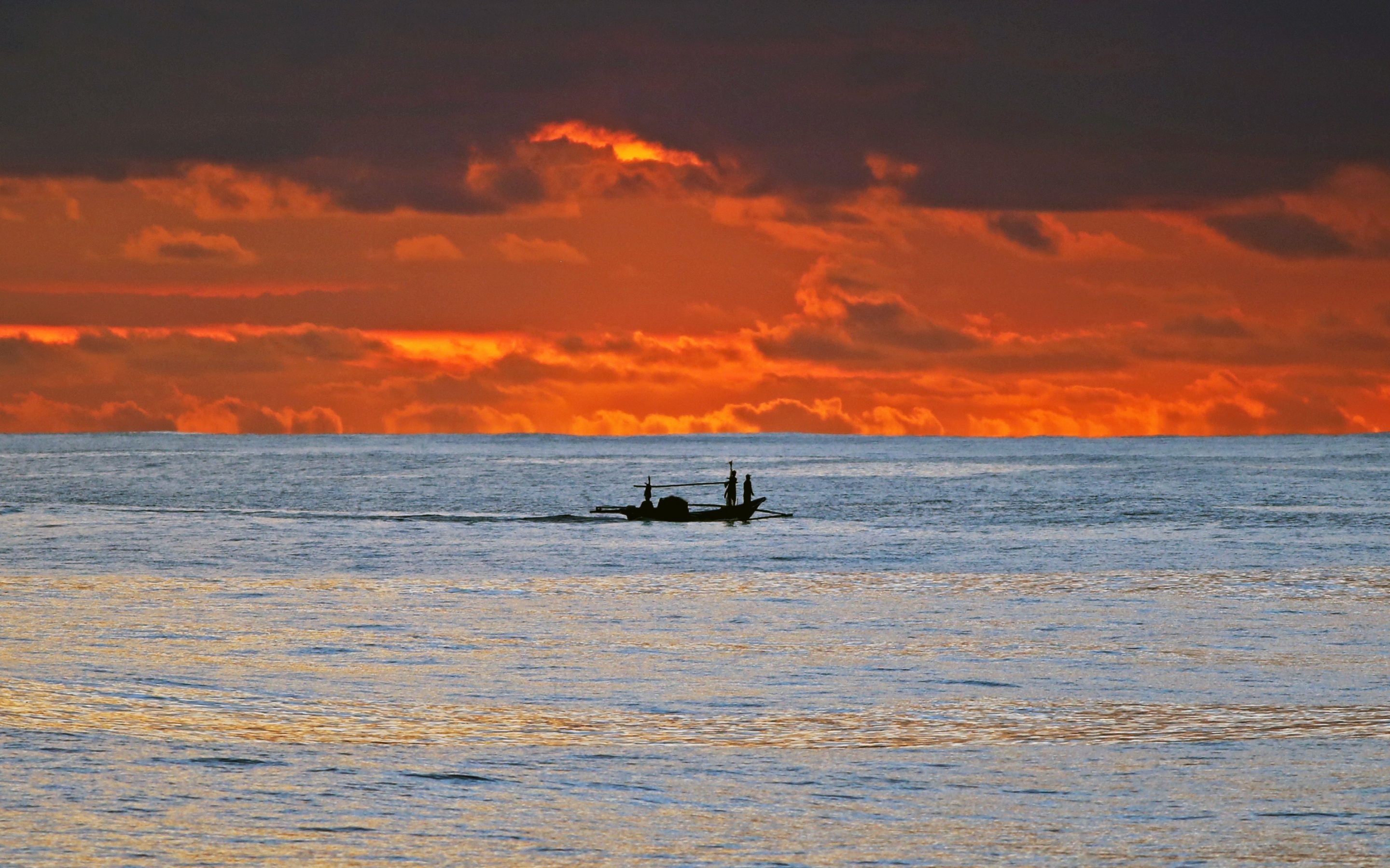Sunset, clouds, fishing, sea, sky, skyline, 2880x1800 wallpaper