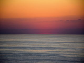 Sea, calm, sunset, body of water, blur, 320x240 wallpaper