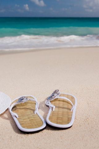 Holiday, summer, hat, beach, slippers, 240x320 wallpaper