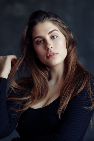 Hot and brunette, girl model, beautiful, 240x320 wallpaper