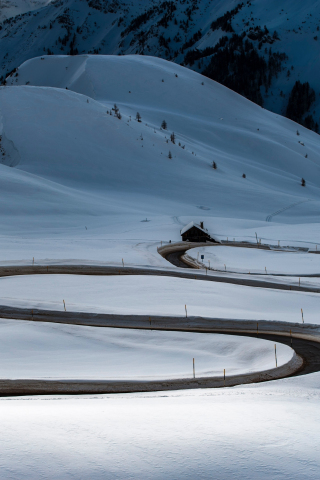 Road, turns, winter, snow layer, 240x320 wallpaper