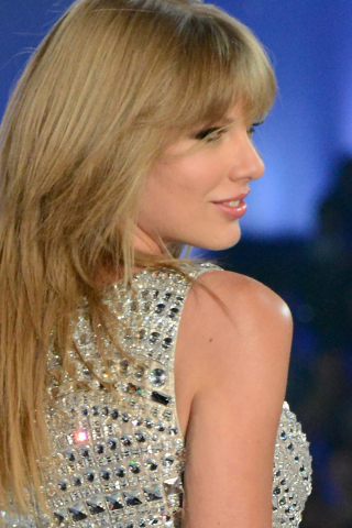 Taylor swift, live performance, smile, 240x320 wallpaper