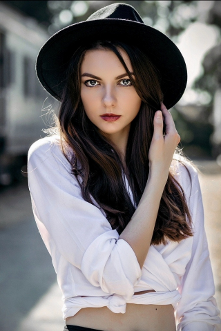 Portrait, woman model, black hat, 240x320 wallpaper