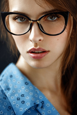 Woman, glasses, confident, brunette, 240x320 wallpaper