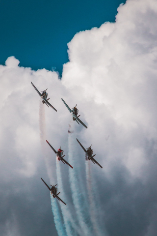Airshow, clouds, white, sky, aircraft, 240x320 wallpaper