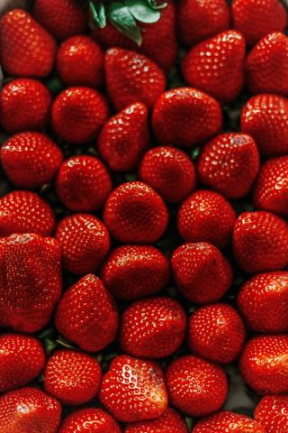 Red and delicious, strawberries, 240x320 wallpaper