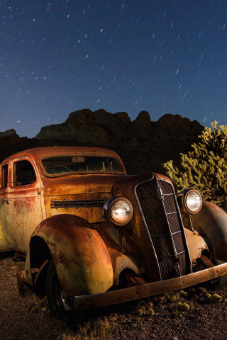 Wreck car, vintage, landscape, night, 240x320 wallpaper