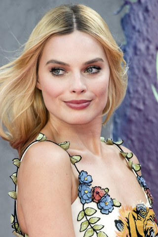 Download wallpaper 240x320 blonde and beautiful, 2019, margot robbie ...