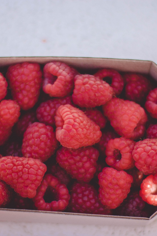 Raspberries, fruits, red, box, 240x320 wallpaper