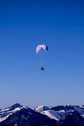 Paragliding, mountains, blue sky, 240x320 wallpaper